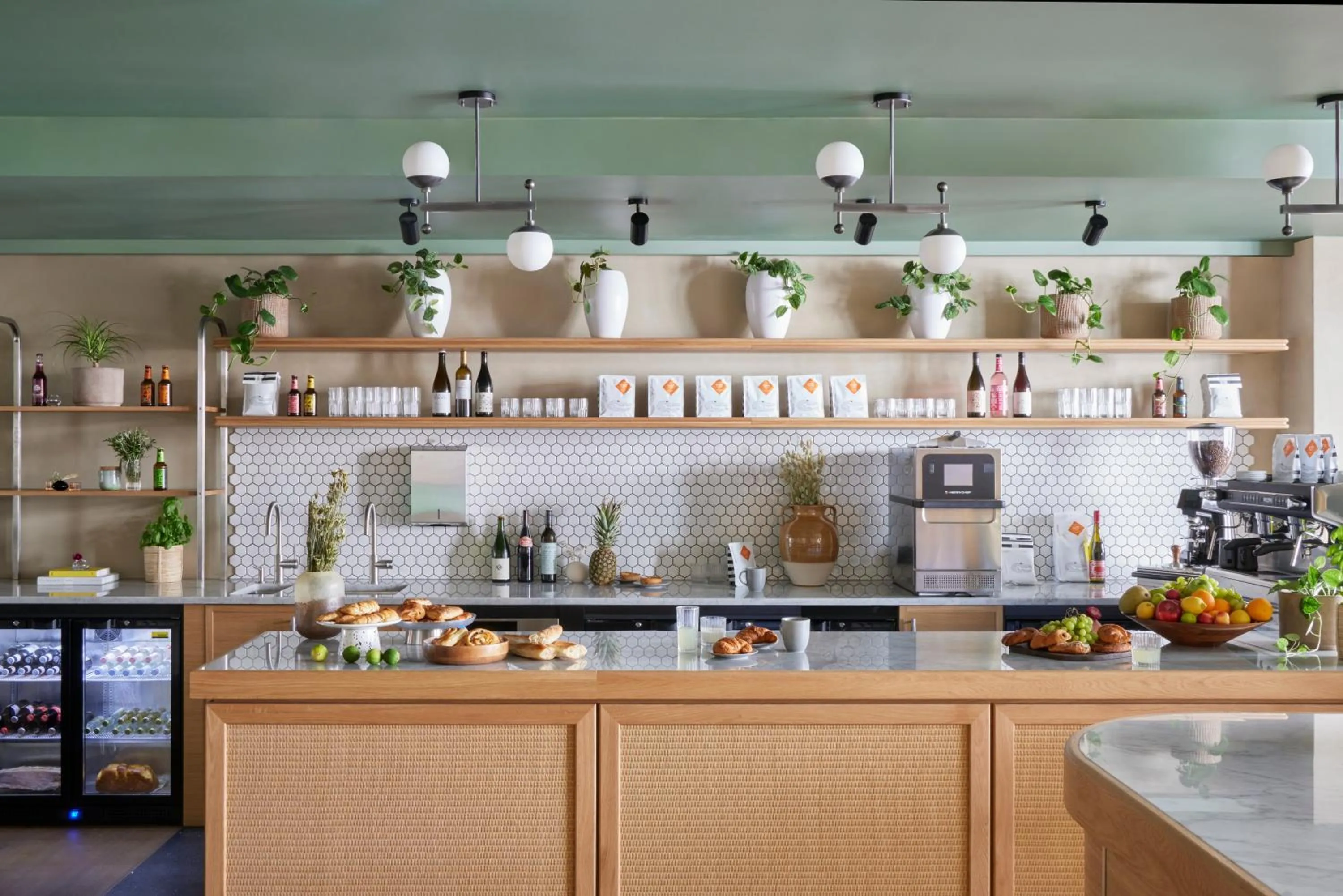 Restaurant/places to eat in Schwan Locke