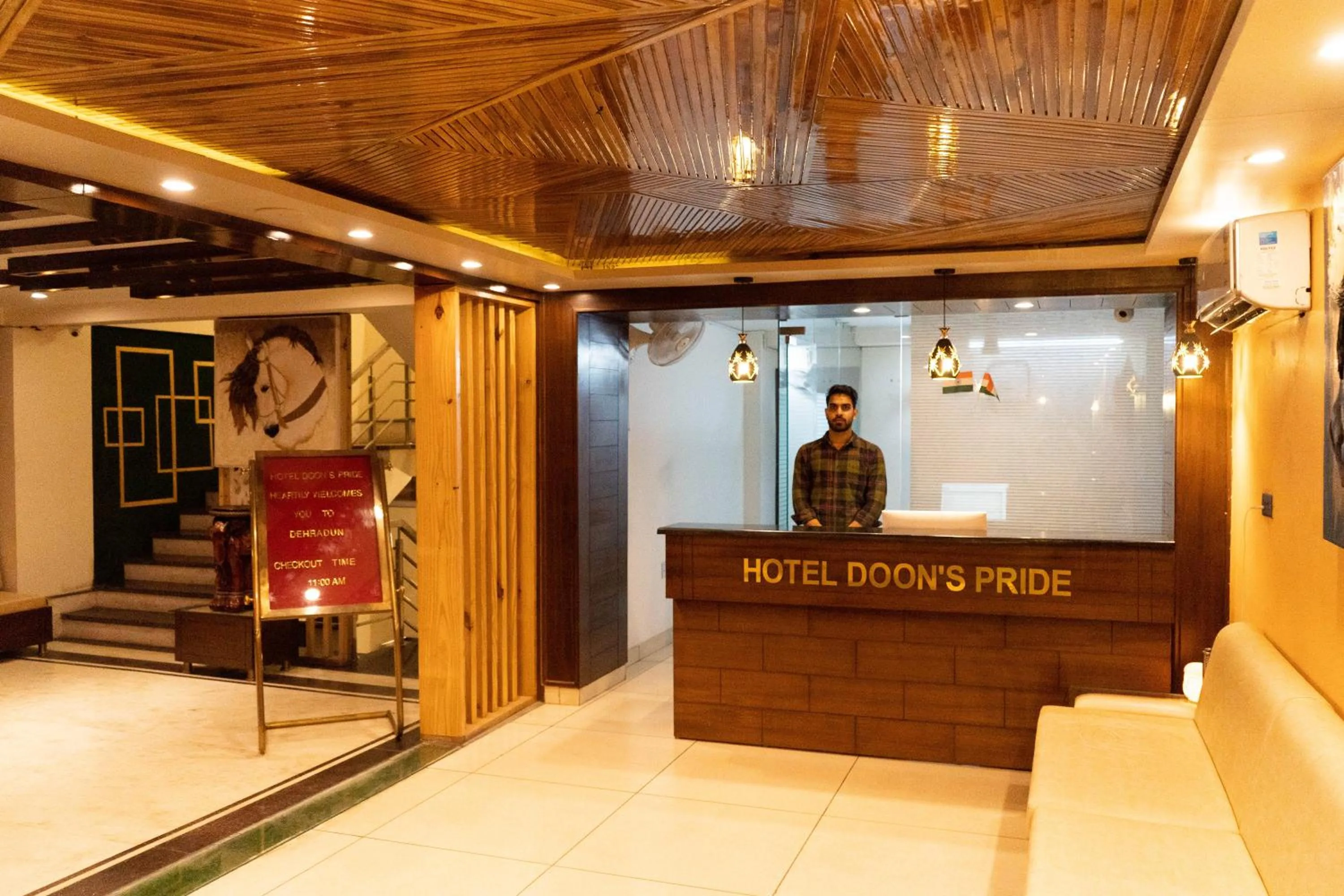Lobby or reception in Hotel Doon's Pride