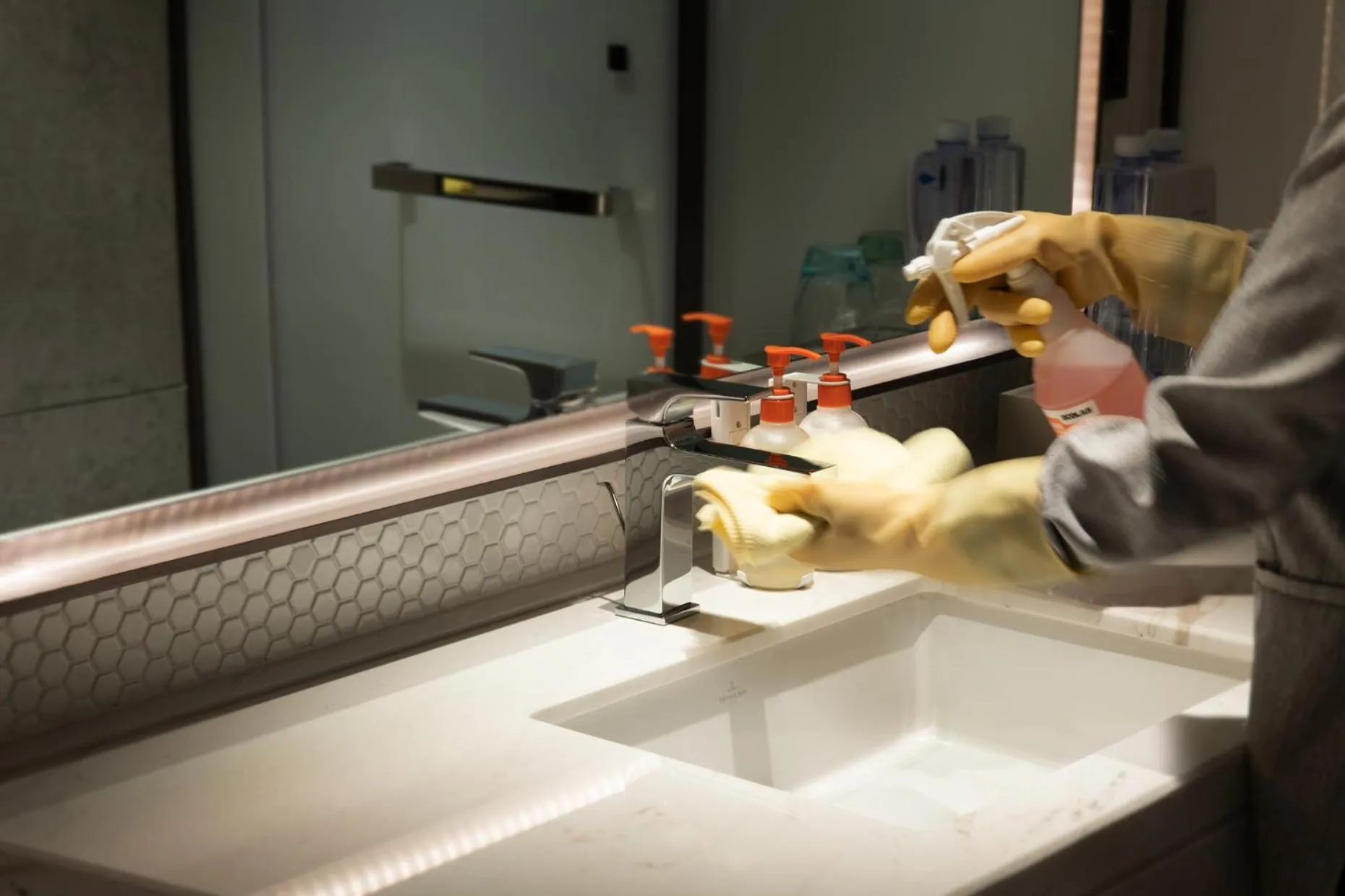 room service in Crowne Plaza Wuhan Optics Valley by IHG