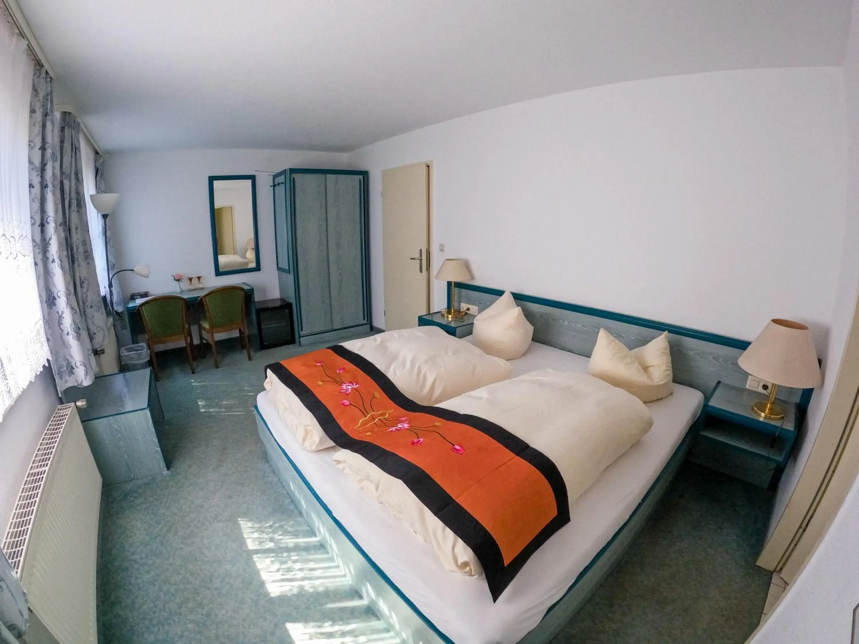 Double Room in Hotel Diana Double Room in Hotel Diana