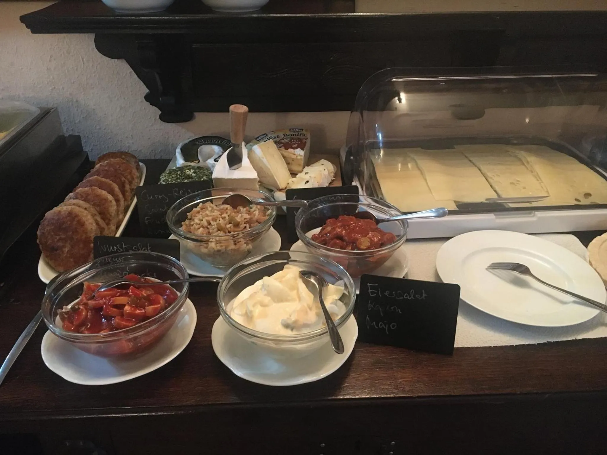 Buffet breakfast in Hotel & Restaurant Bergschlösschen