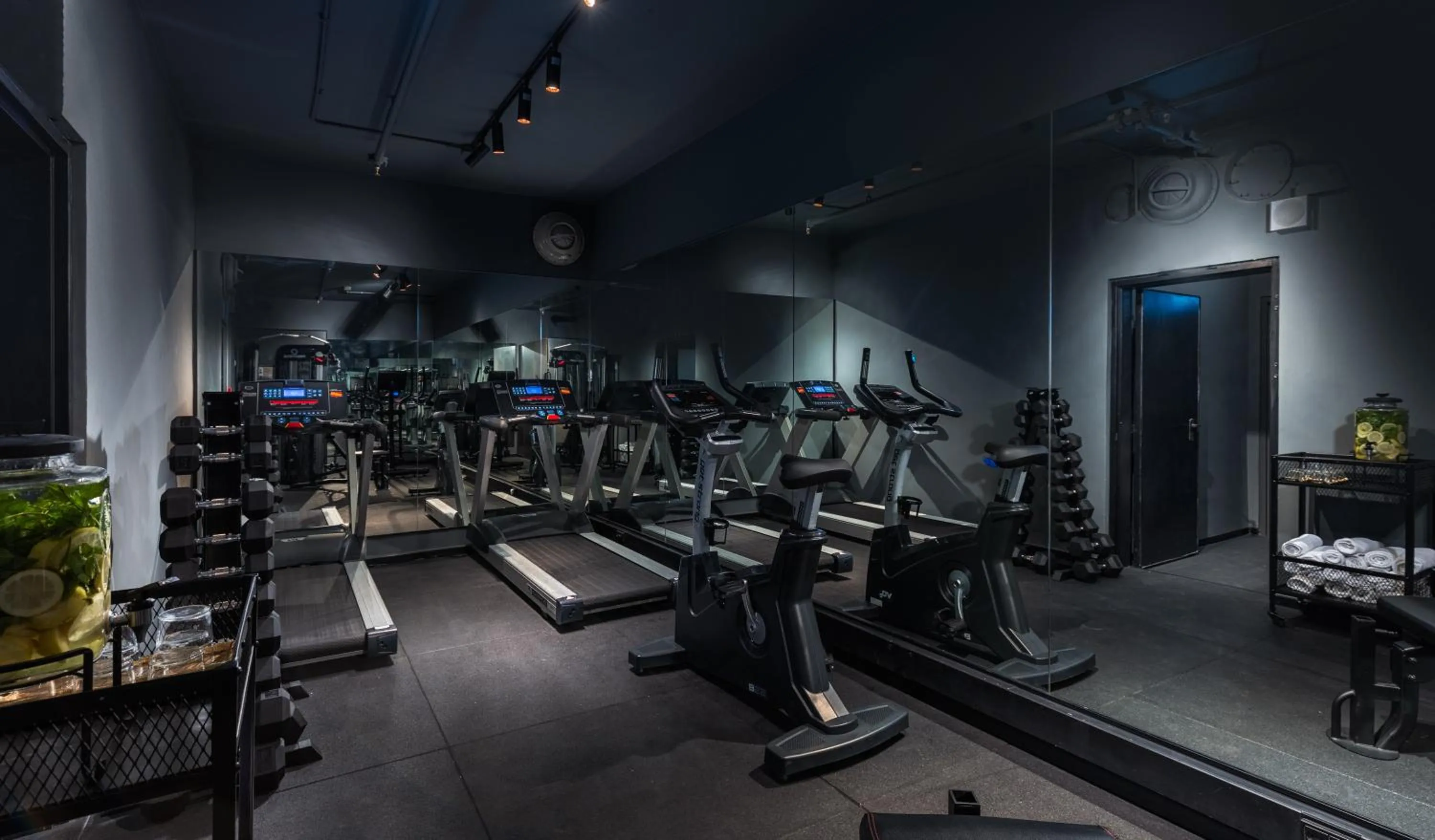 Spa and wellness centre/facilities in Brown Machne Yehuda