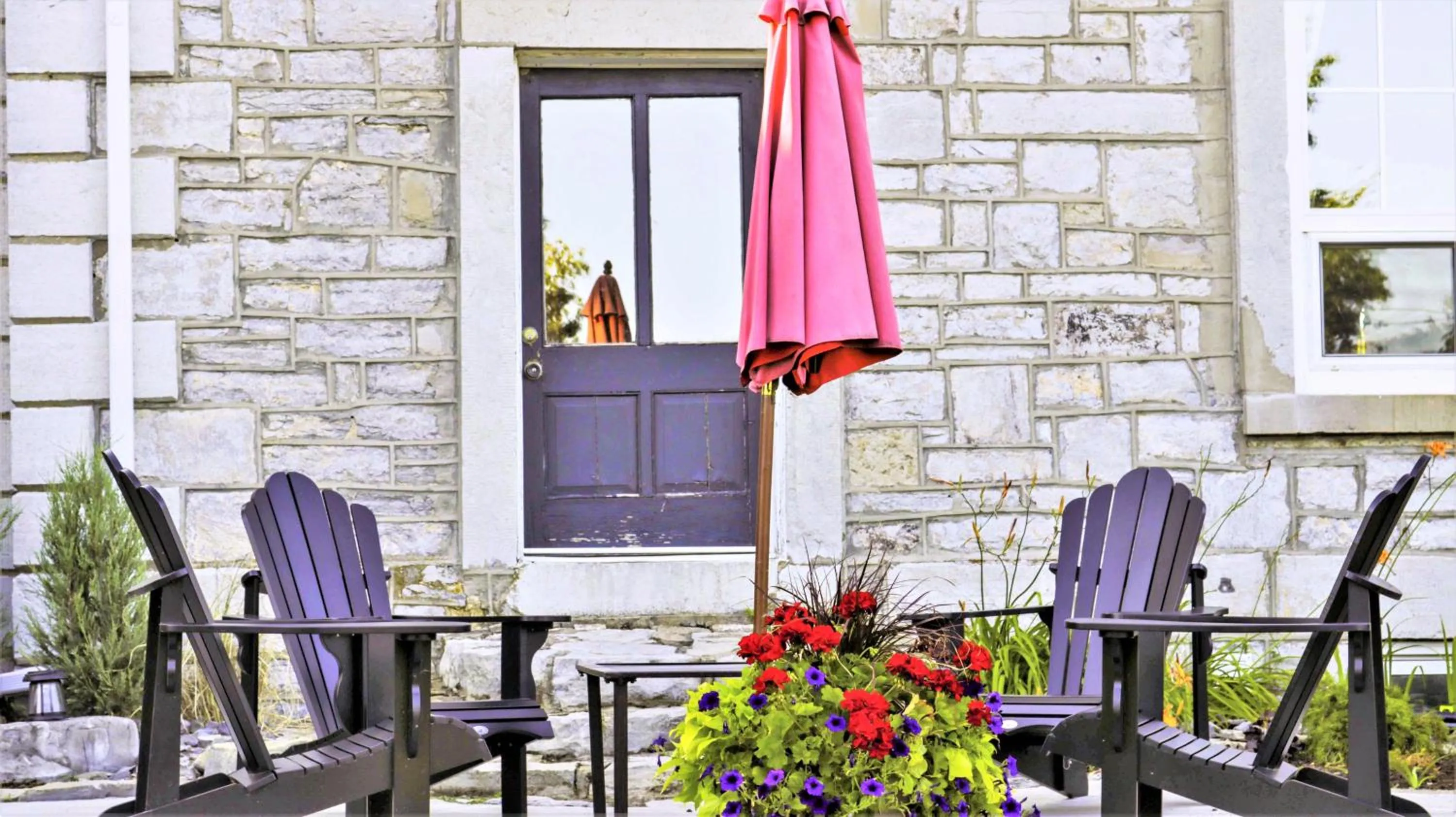 Patio in All Suites Whitney Manor