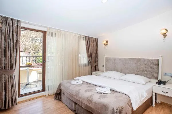 Photo of the whole room, Bed in Nacre Residence