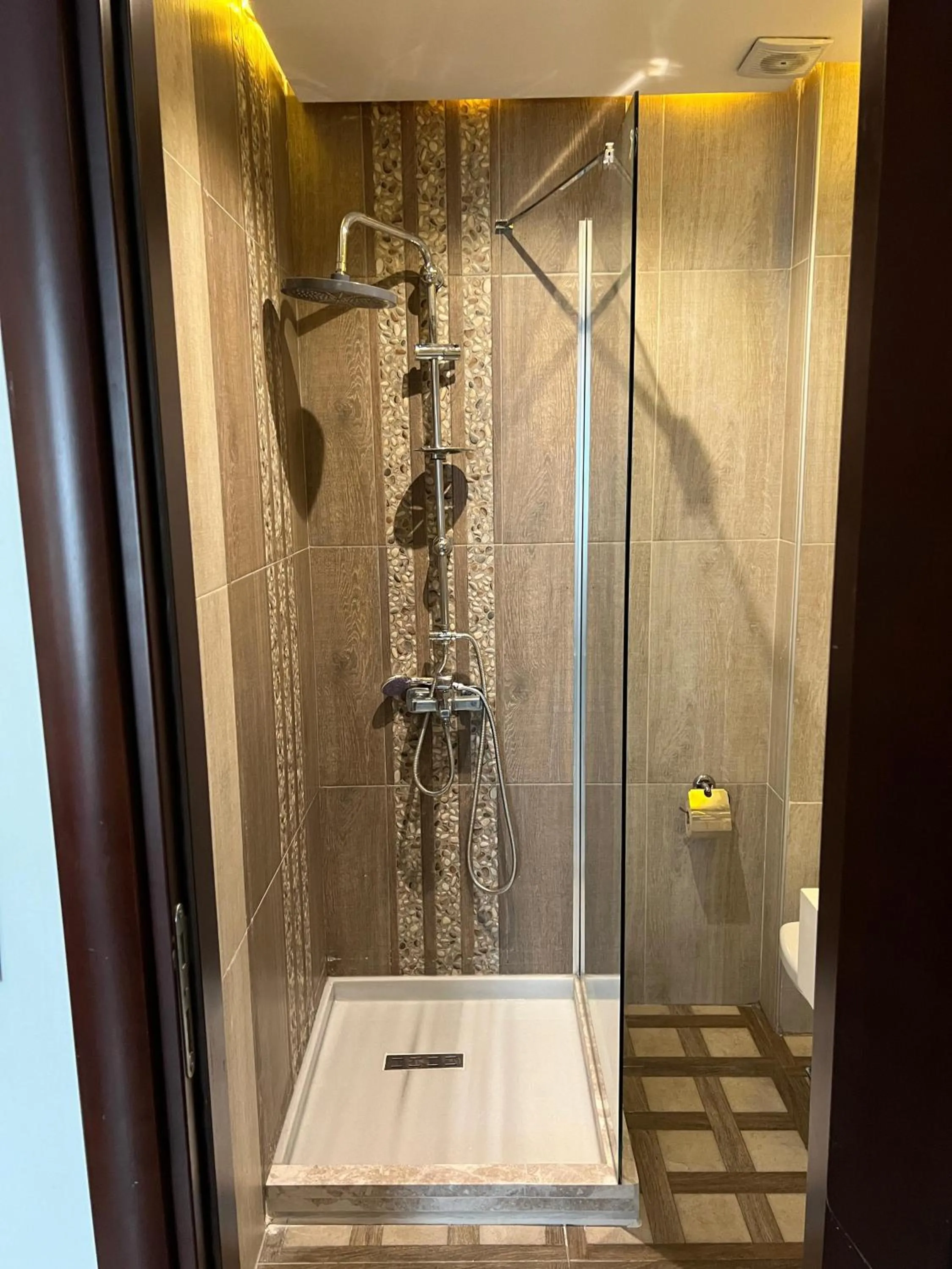 Shower in Nacre Residence