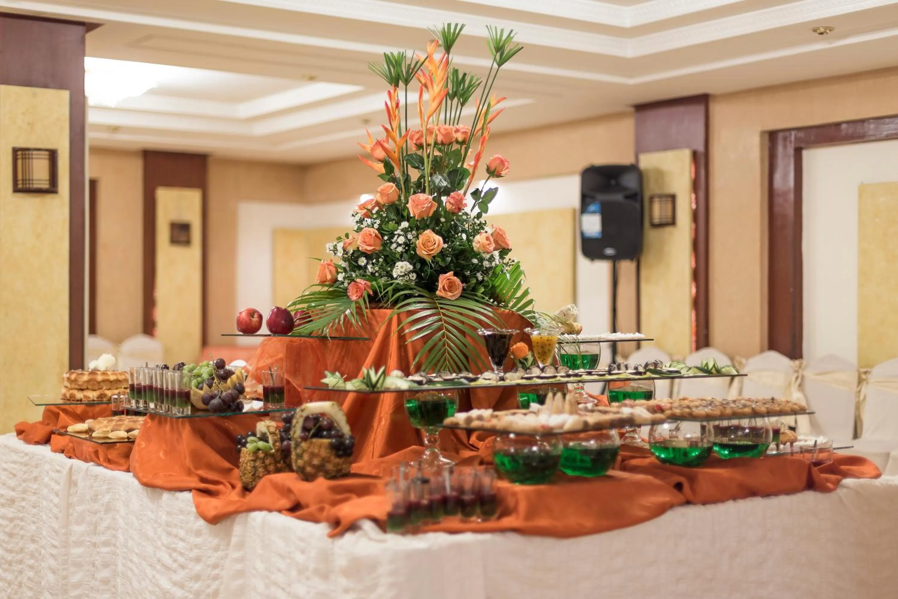 Restaurant/places to eat in Hotel Libertador