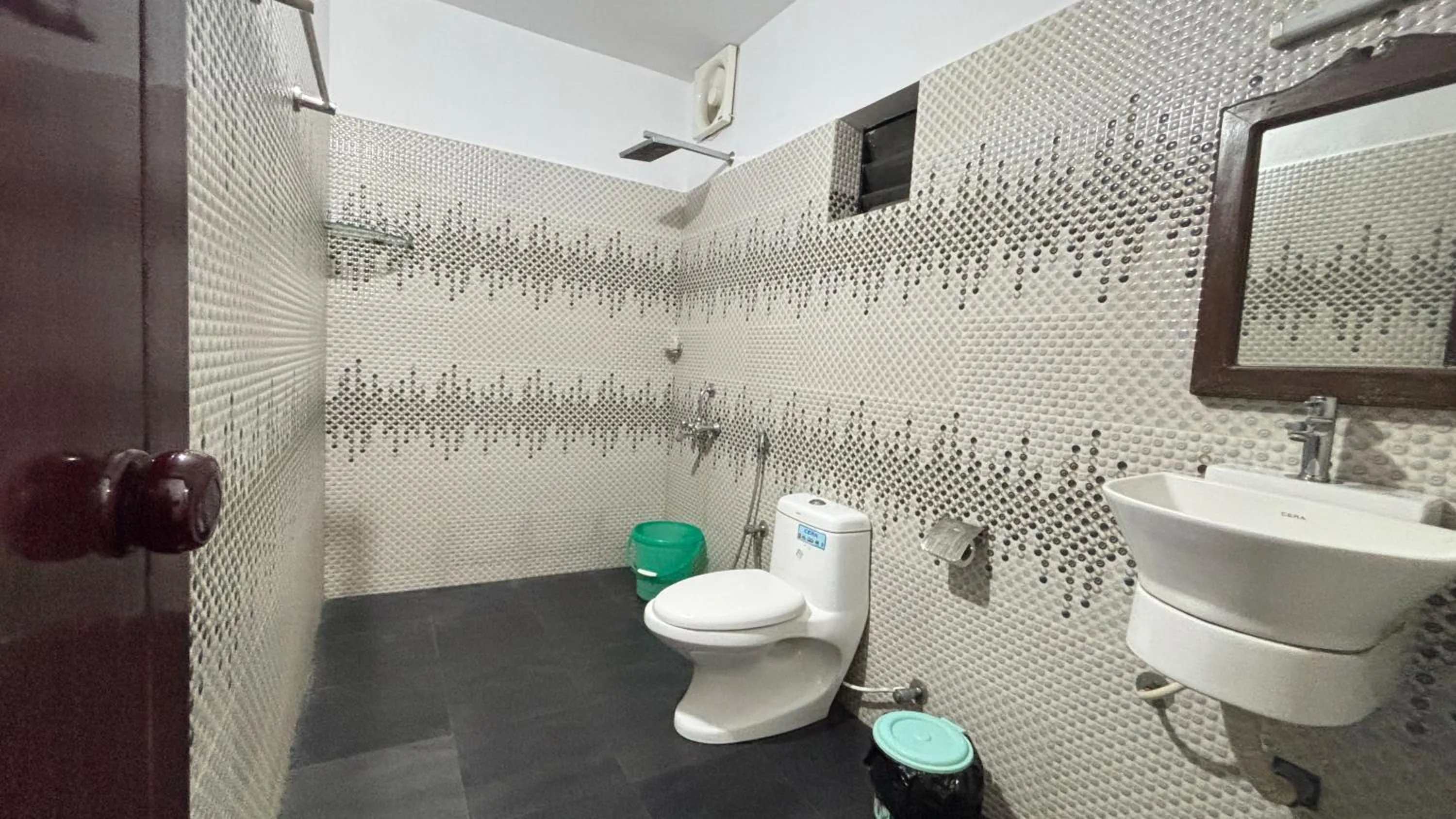 Marari Charlys Homestay