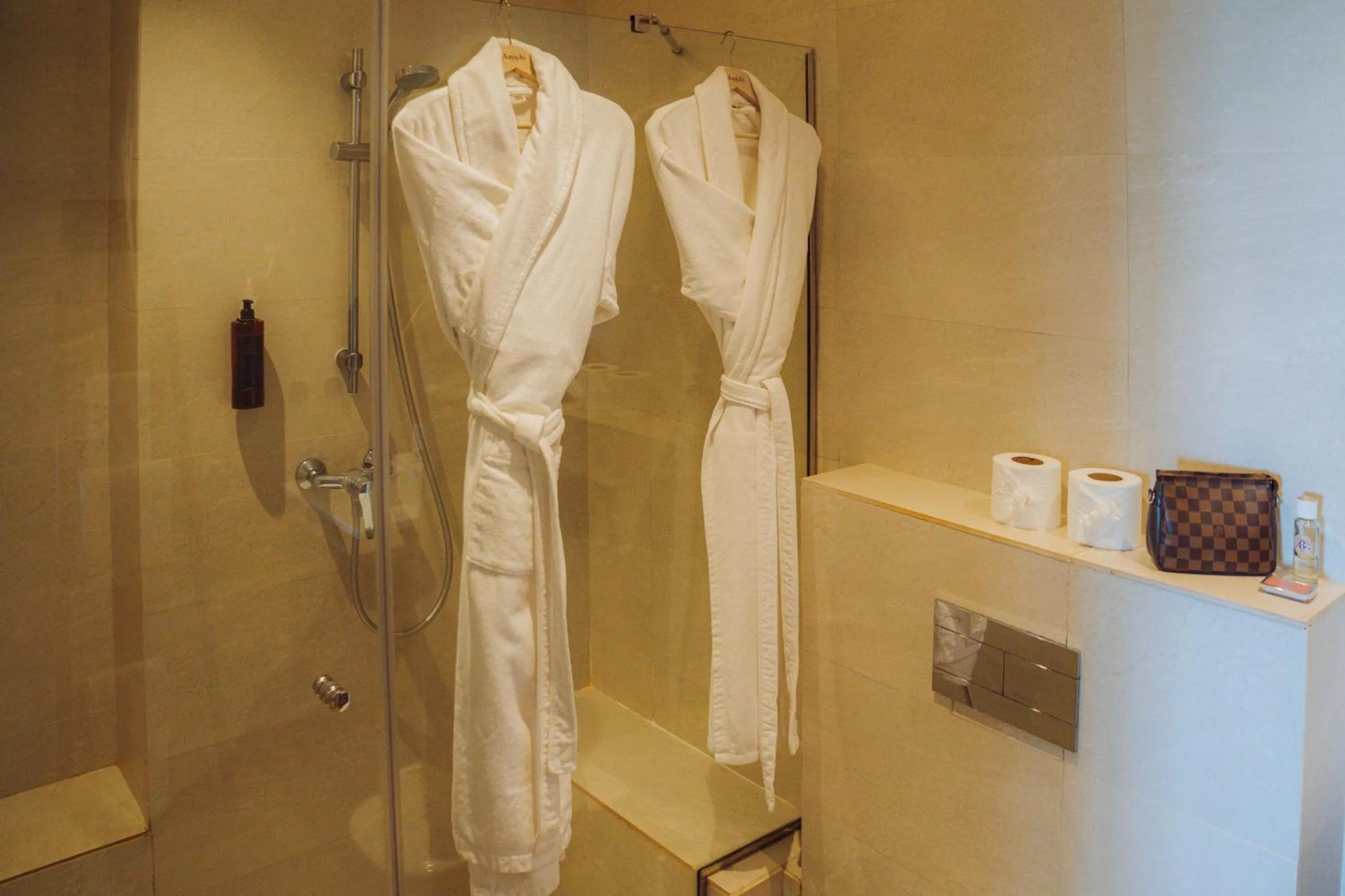 Shower in Dakhla South Bay