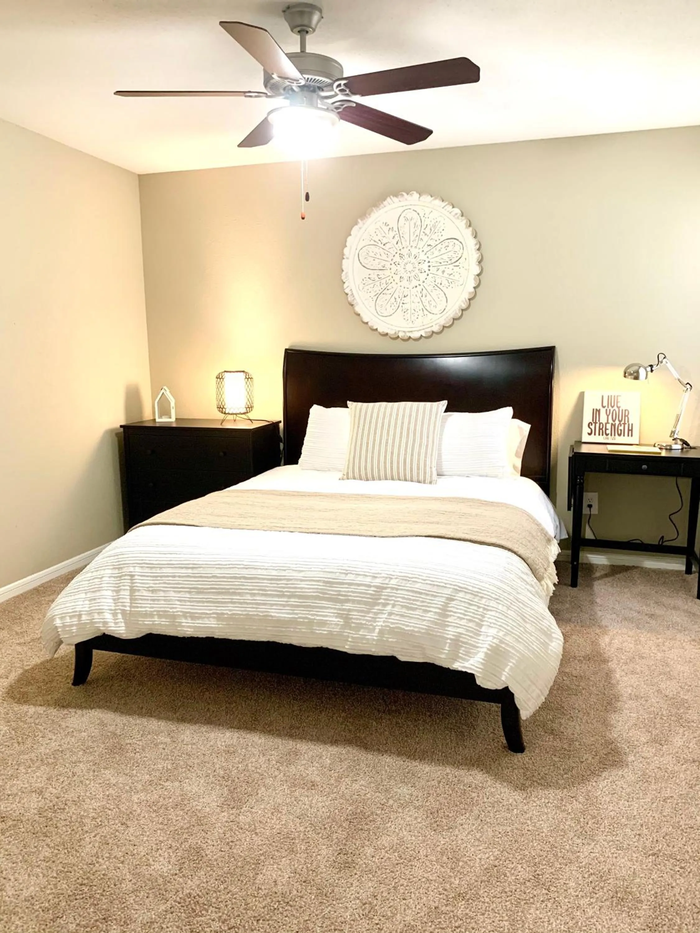 Bedroom, Bed in Peaceful Medical Center Apartment 2BR & 2BA