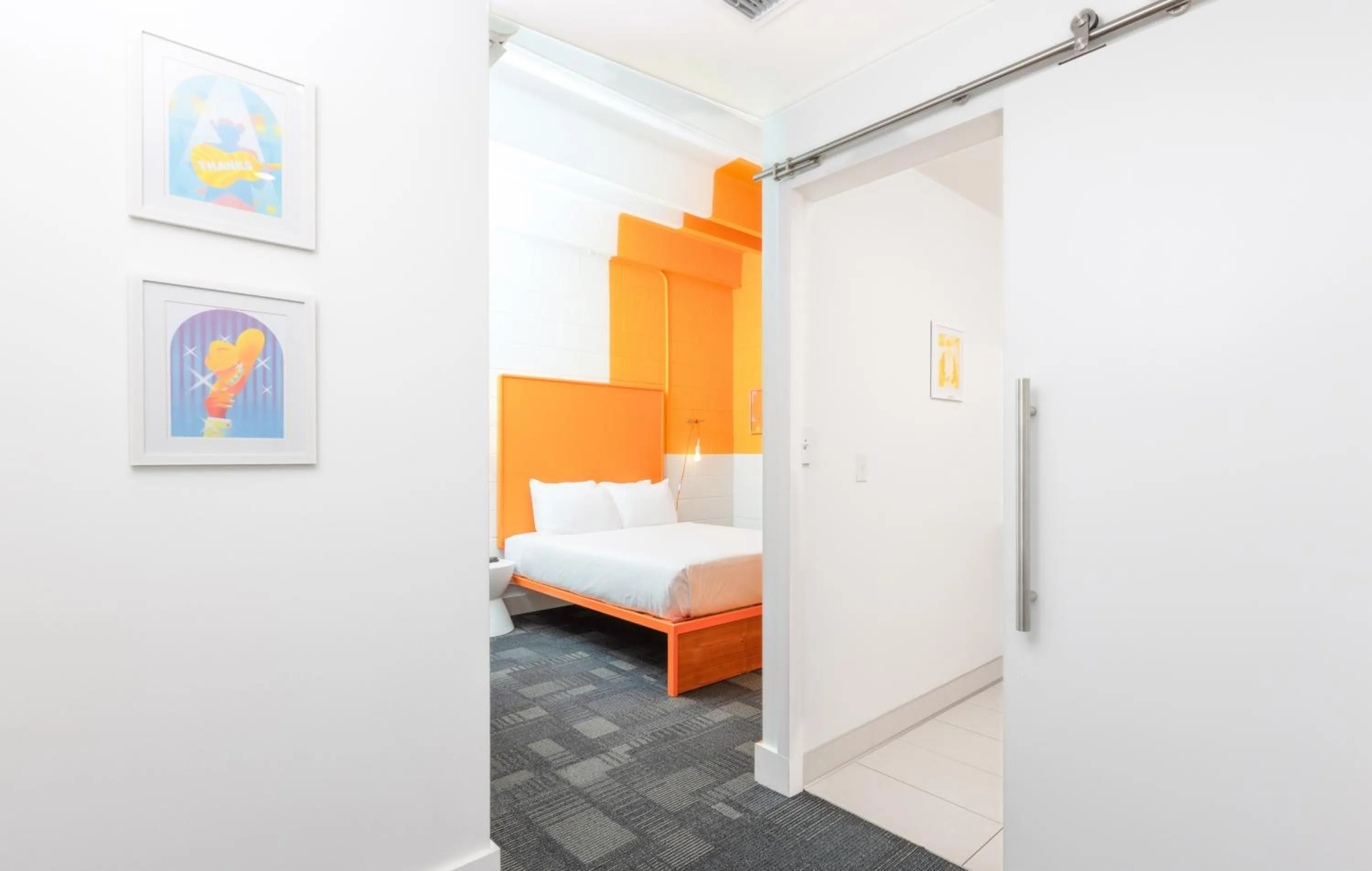 Bedroom, Bed in The Gallatin