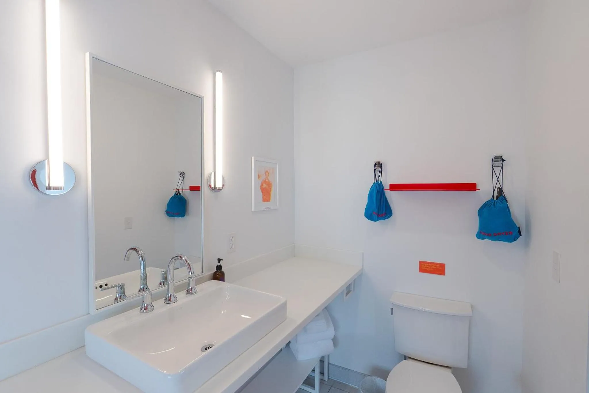 Toilet in The Gallatin