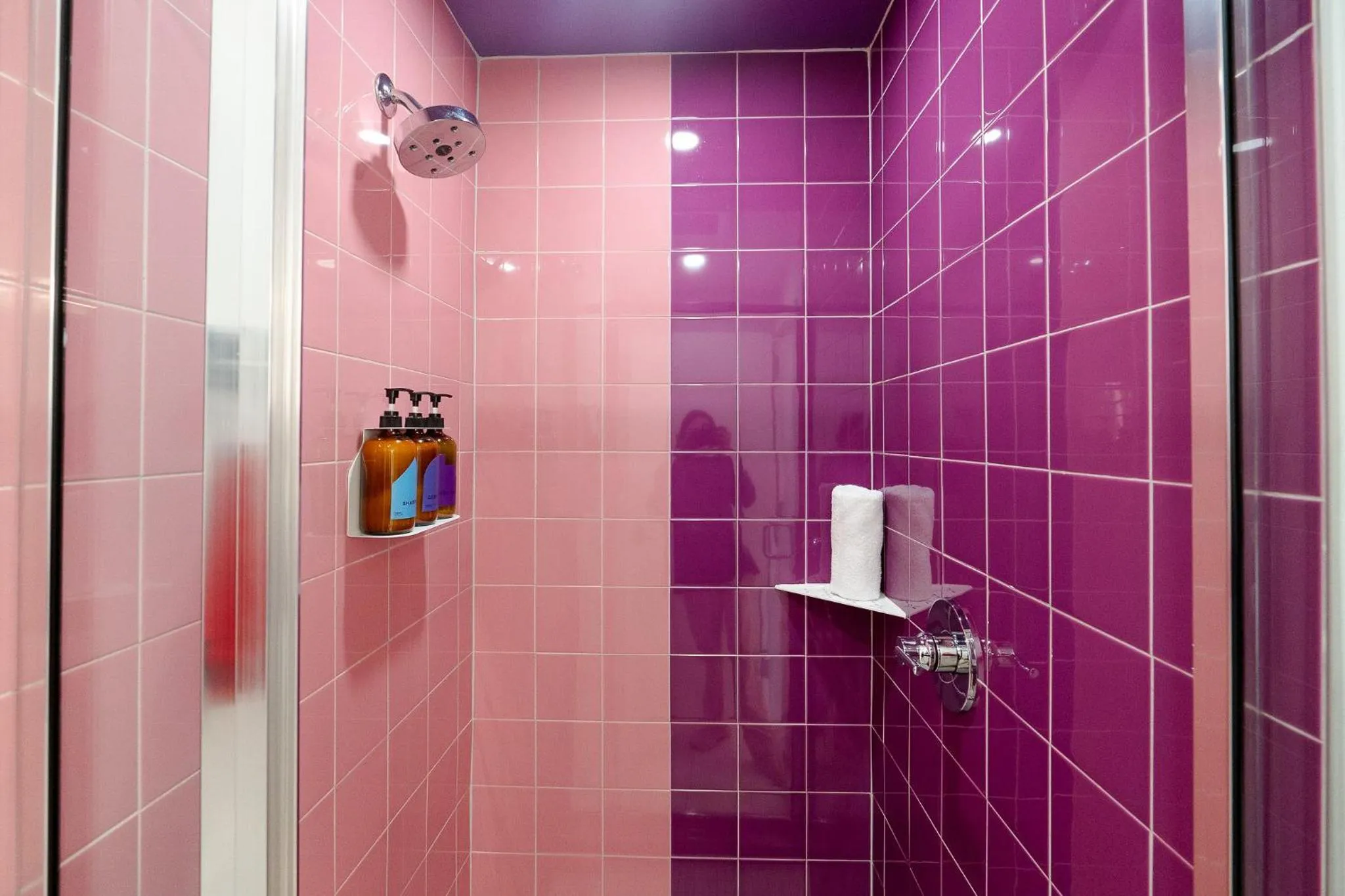 Shower in The Gallatin