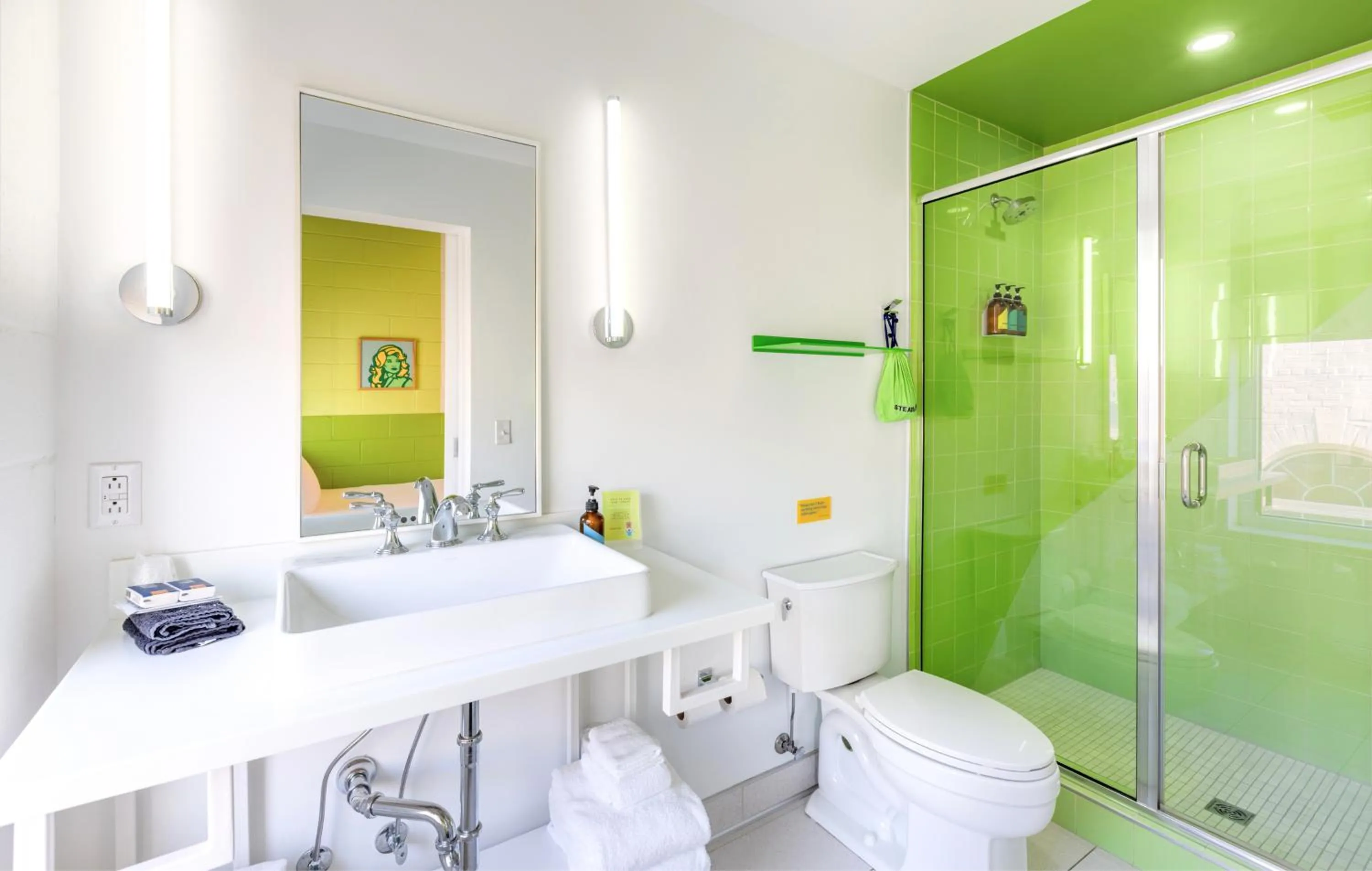 Toilet in The Gallatin