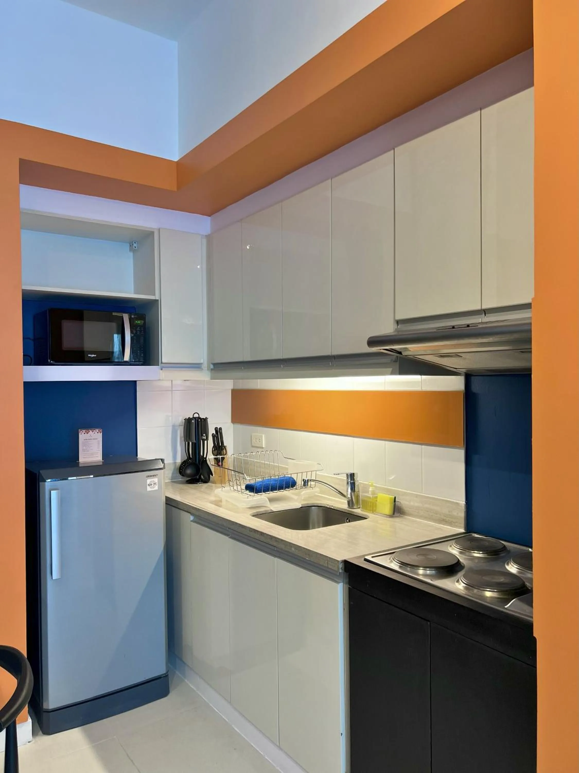 Kitchen or kitchenette in KL Serviced Residences Managed by HII
