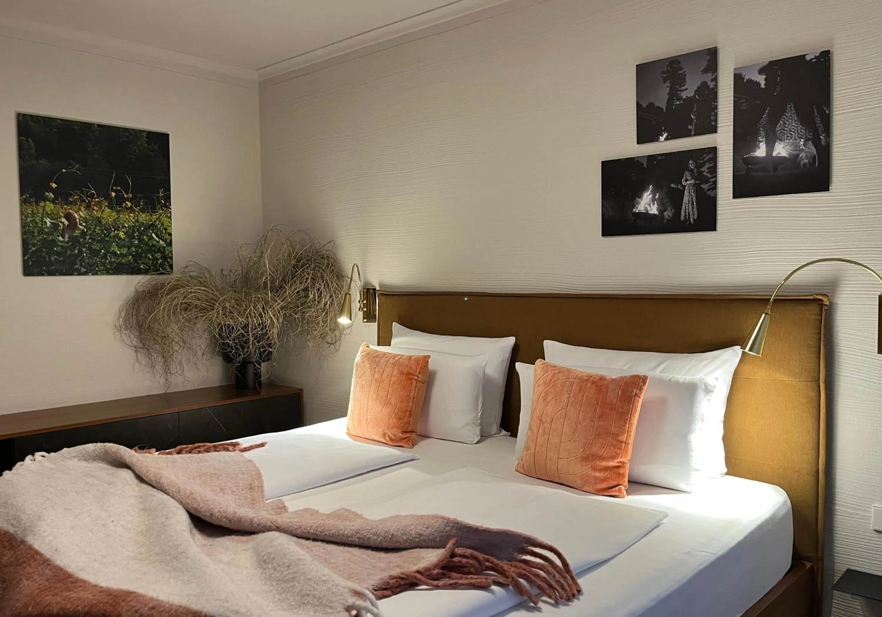 Bedroom, Bed in Hotel Schlossberg