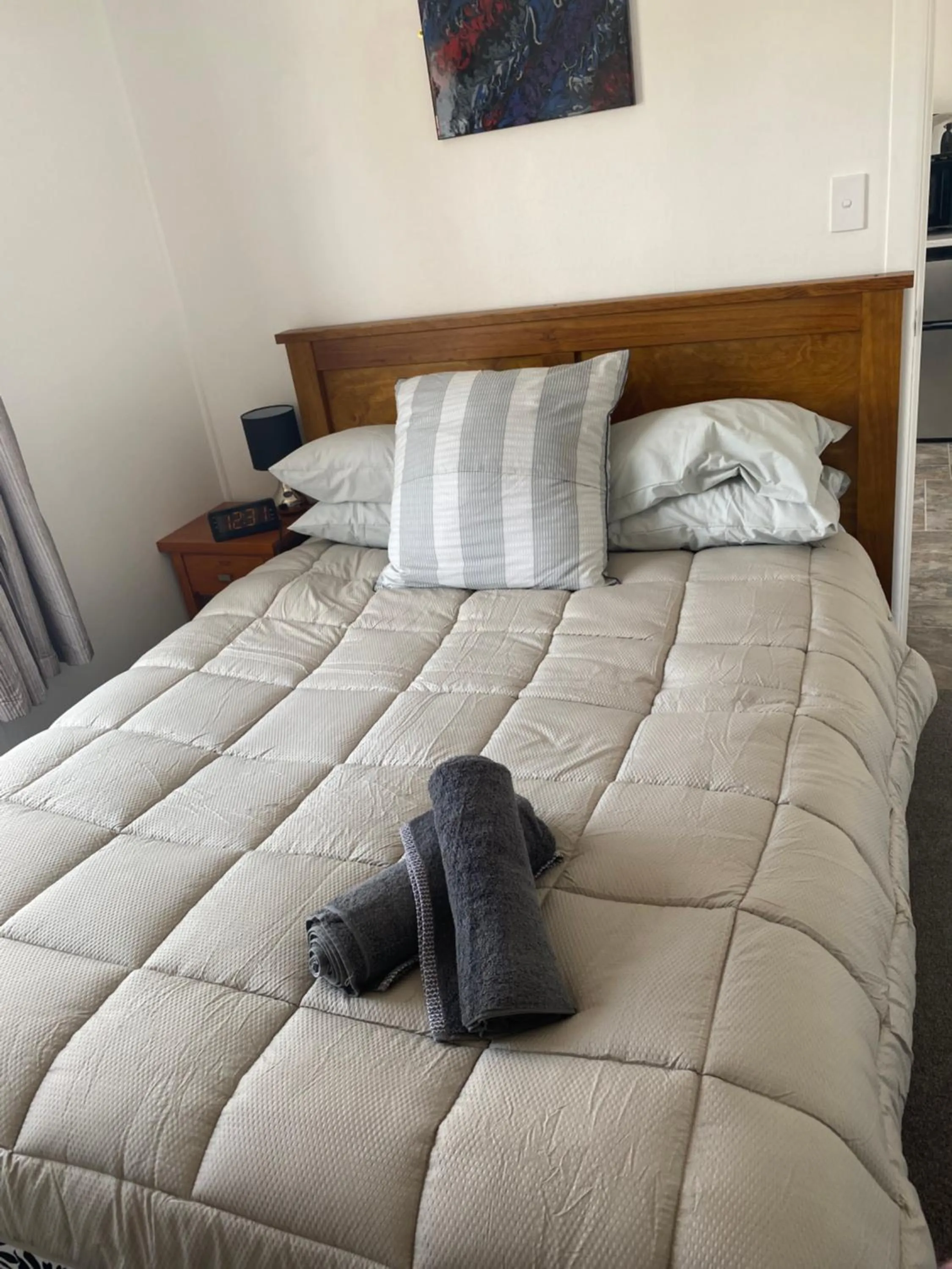 Bed in Windsor Motel