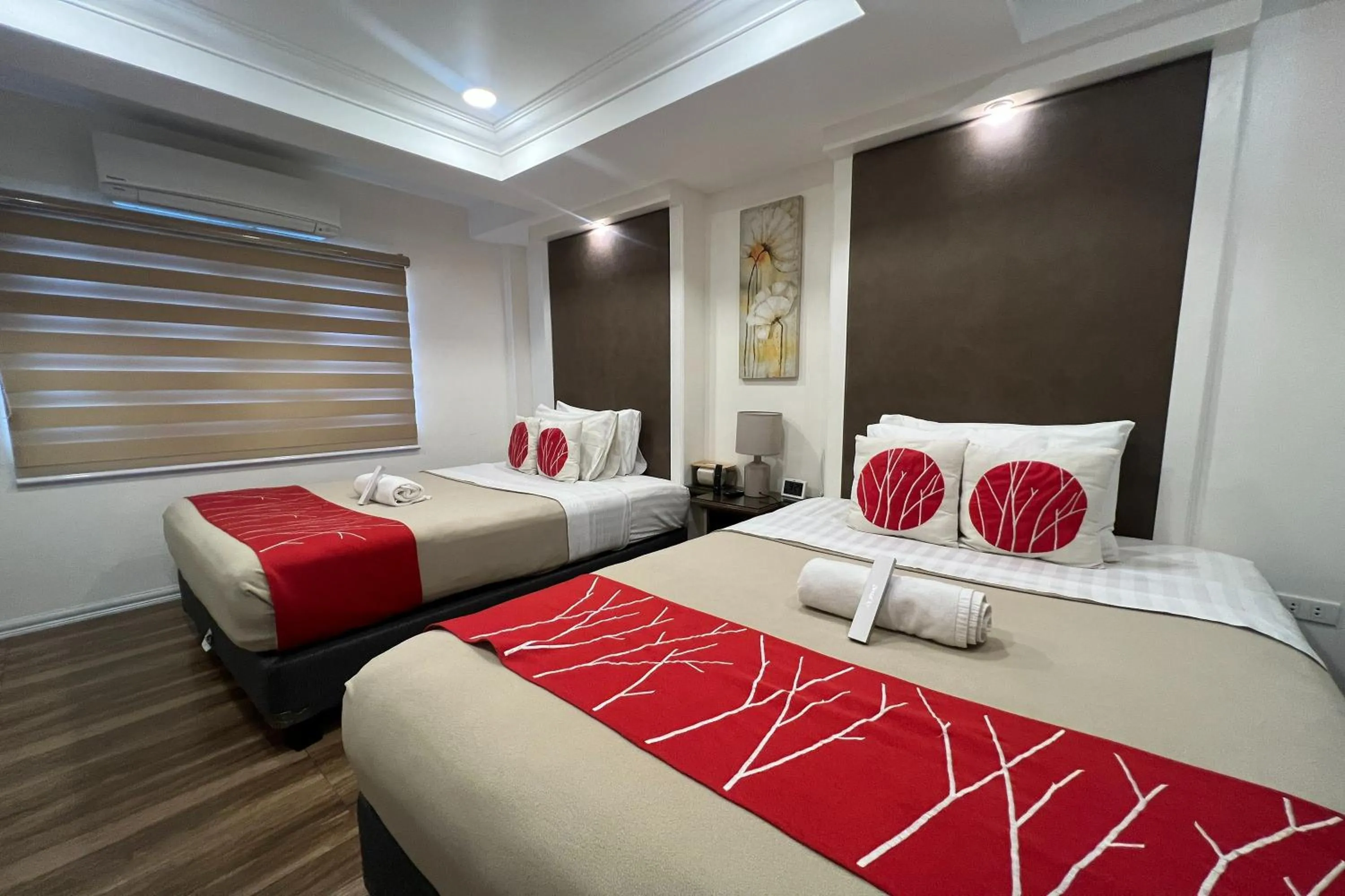 Bedroom, Bed in Khotel near T3 Airport