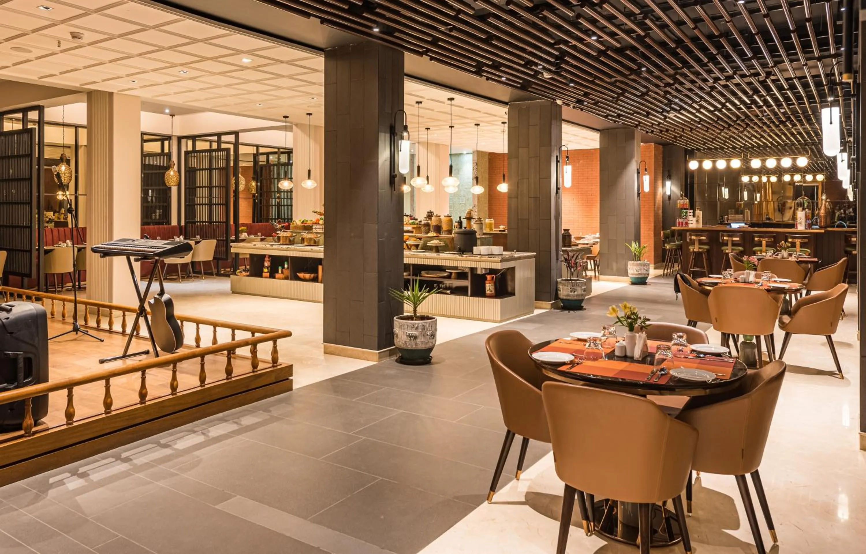 Restaurant/places to eat in Udaan Himalayan Suites and Spa