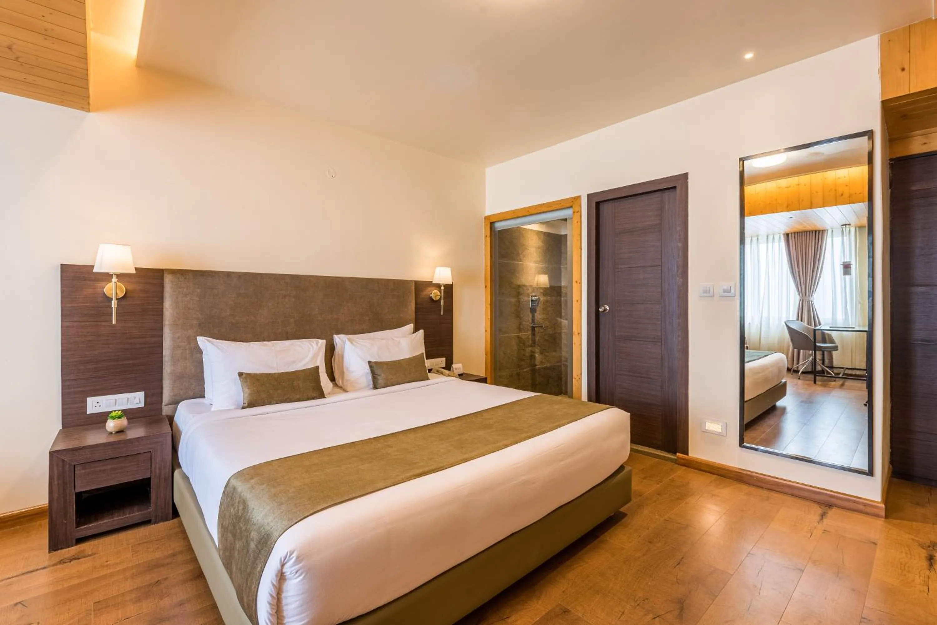 Bed in Udaan Himalayan Suites and Spa