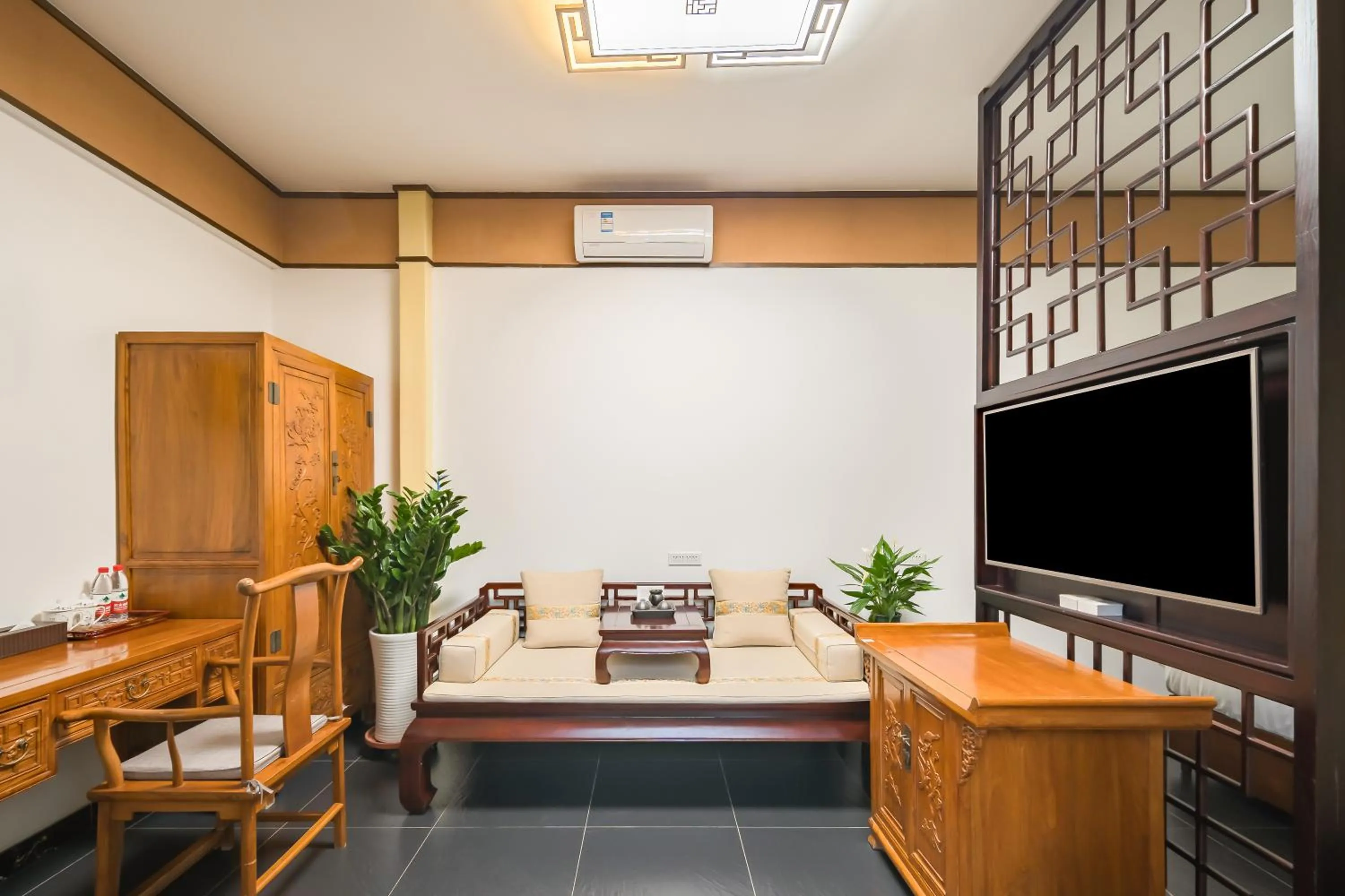 Beijing Jingyuan Courtyard Hotel