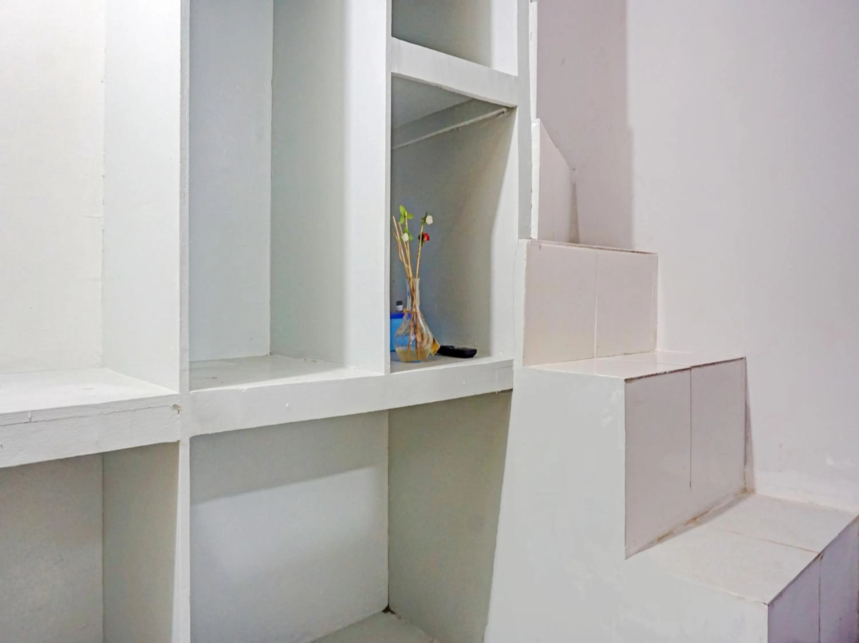 Bedroom in Cosmo Tanjung Duren Mitra RedDoorz