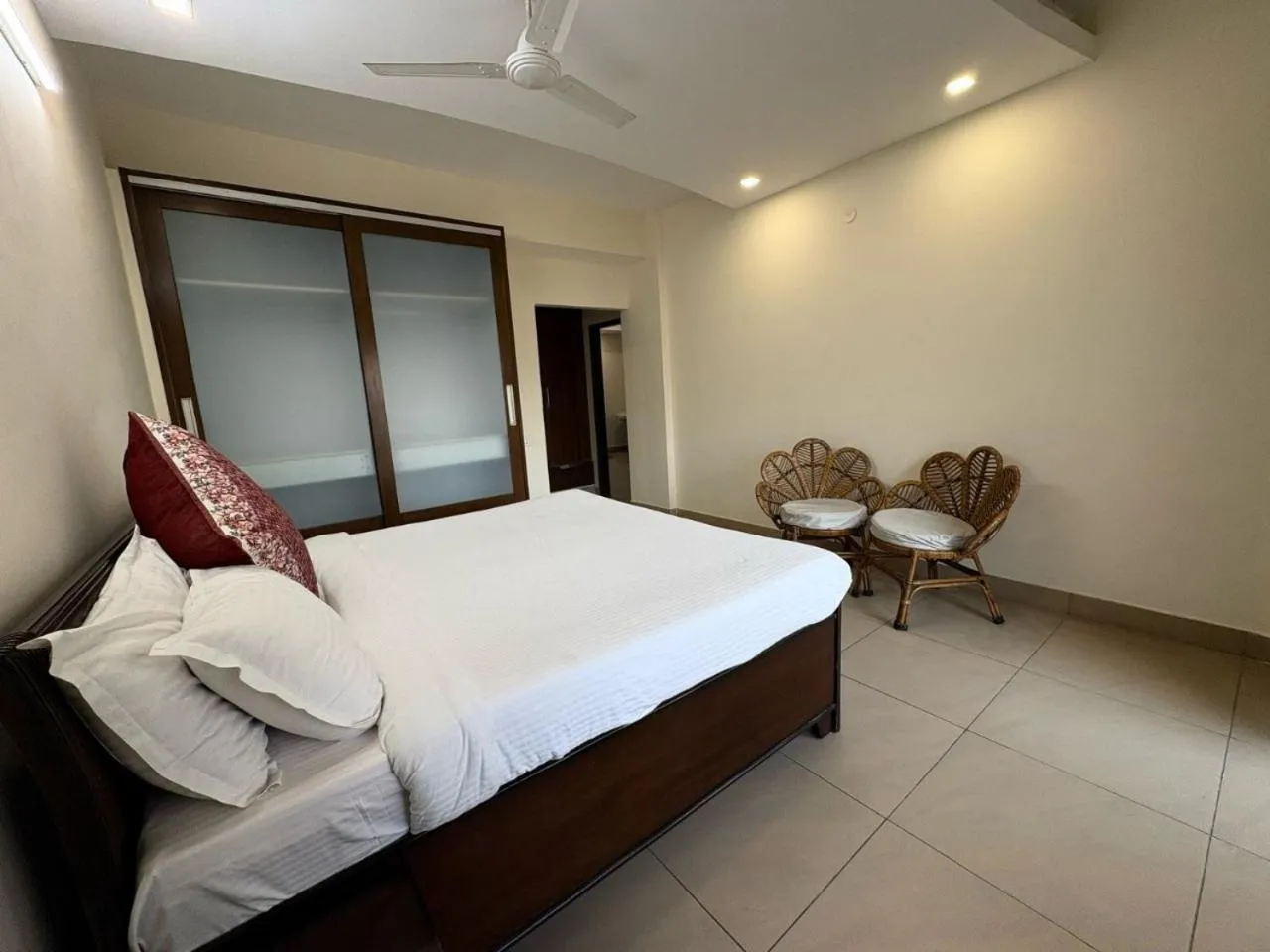 Bed in Golden Healing Journeys Homestay