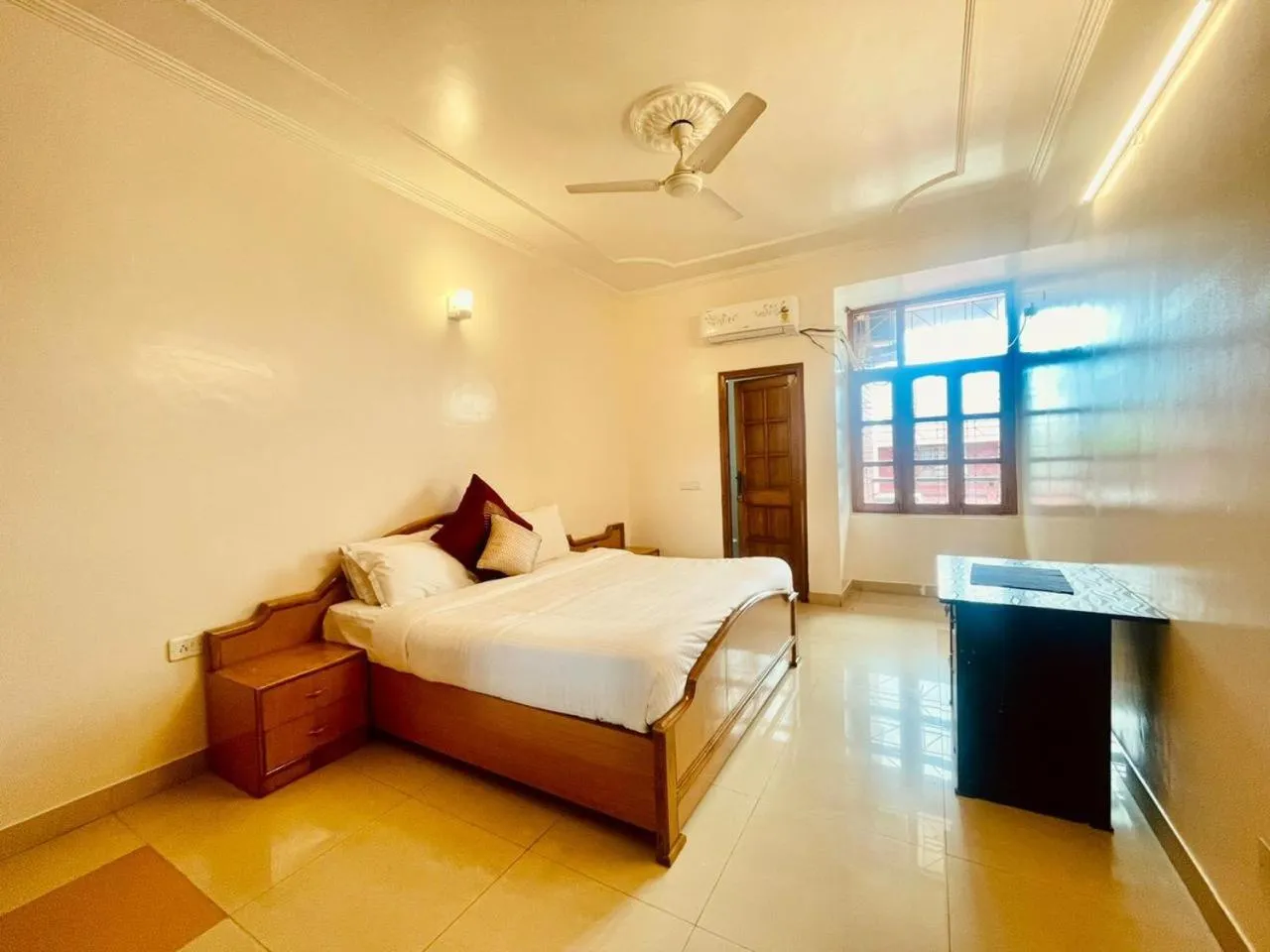 Bed in Golden Healing Journeys Homestay