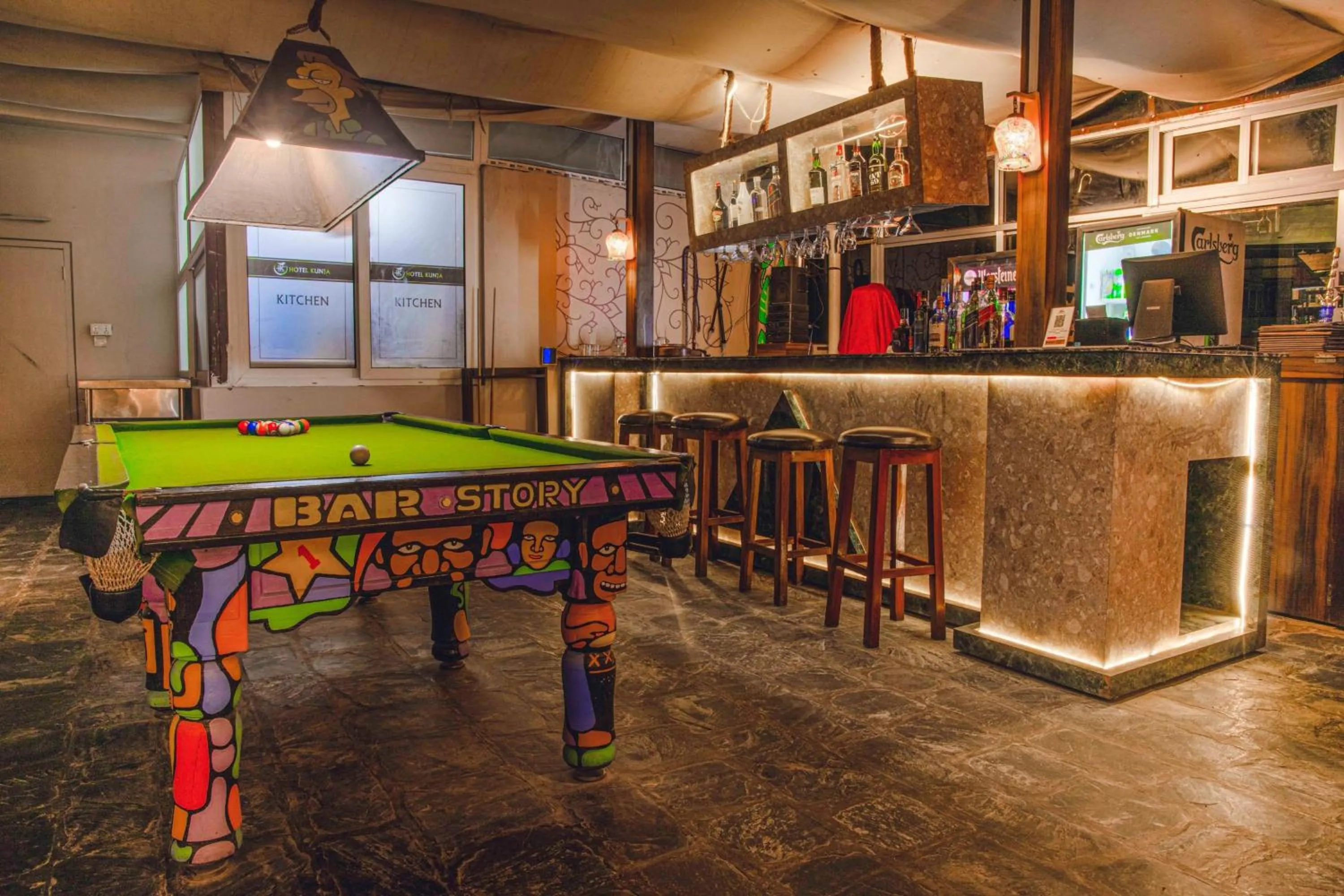 Lounge or bar in Hotel Kunja