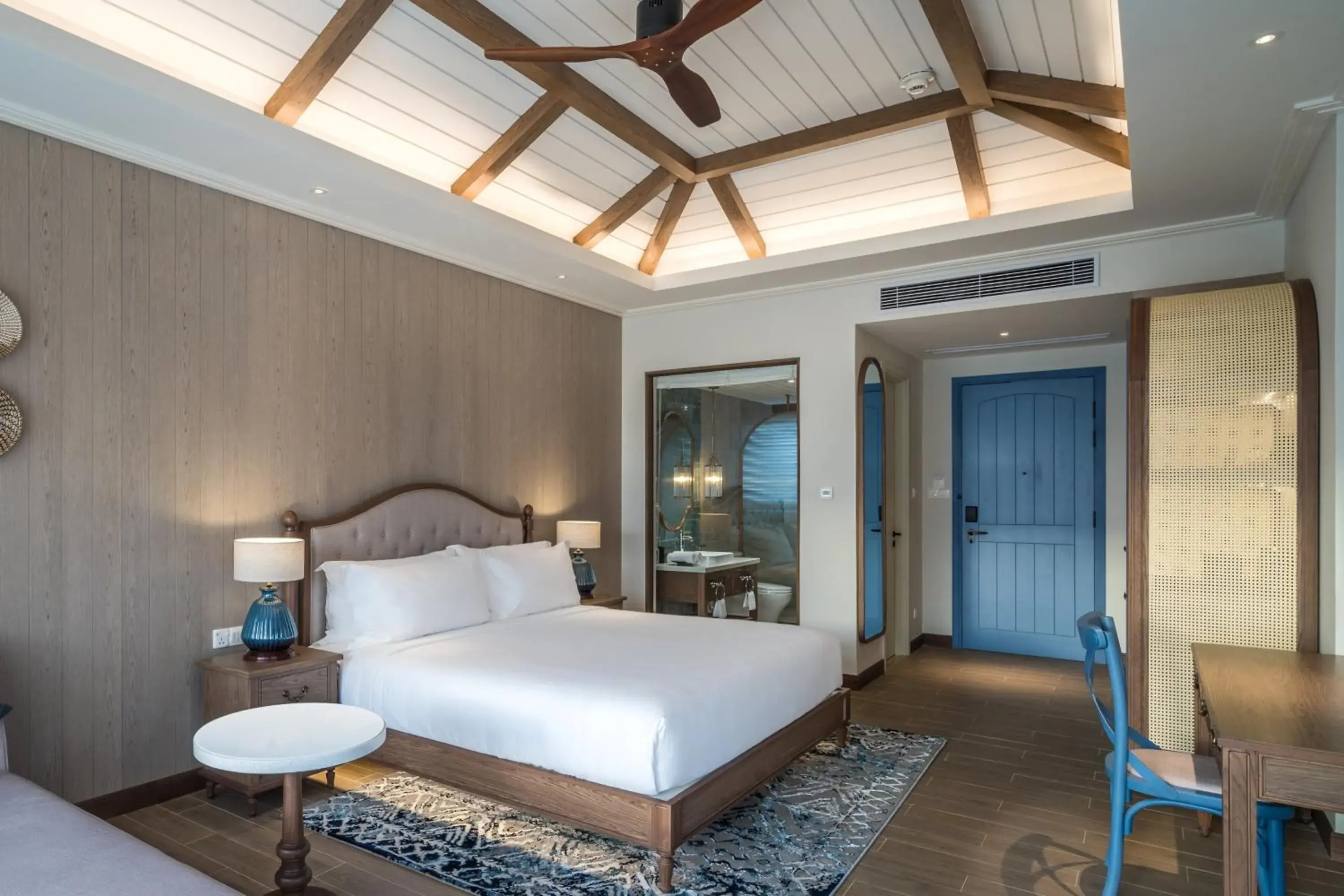 Premium Deluxe - King in Centara Mirage Resort Mui Ne Premium Deluxe - King in Centara Mirage Resort Mui Ne