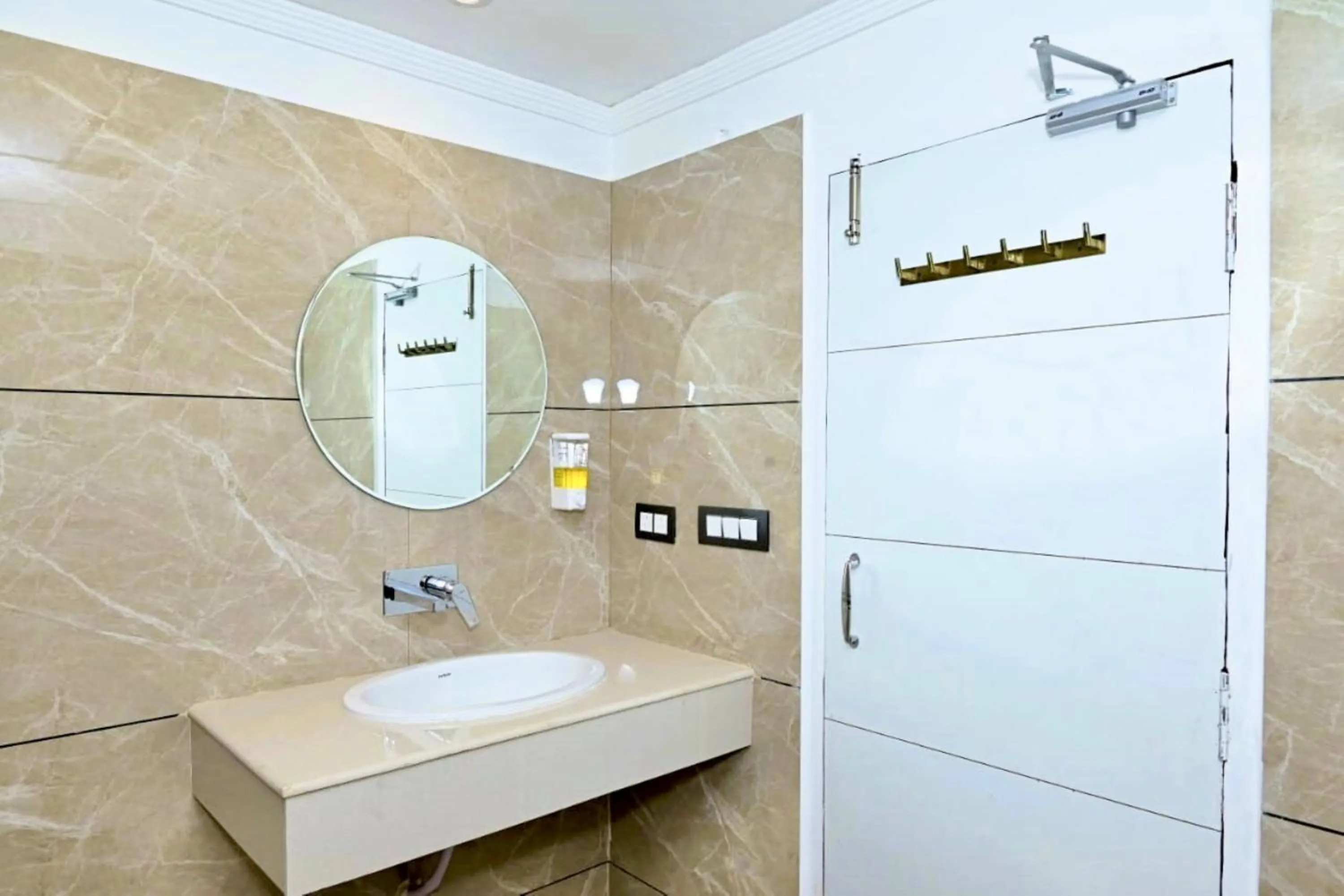 Shower in Hotel Metro Regency Meerut