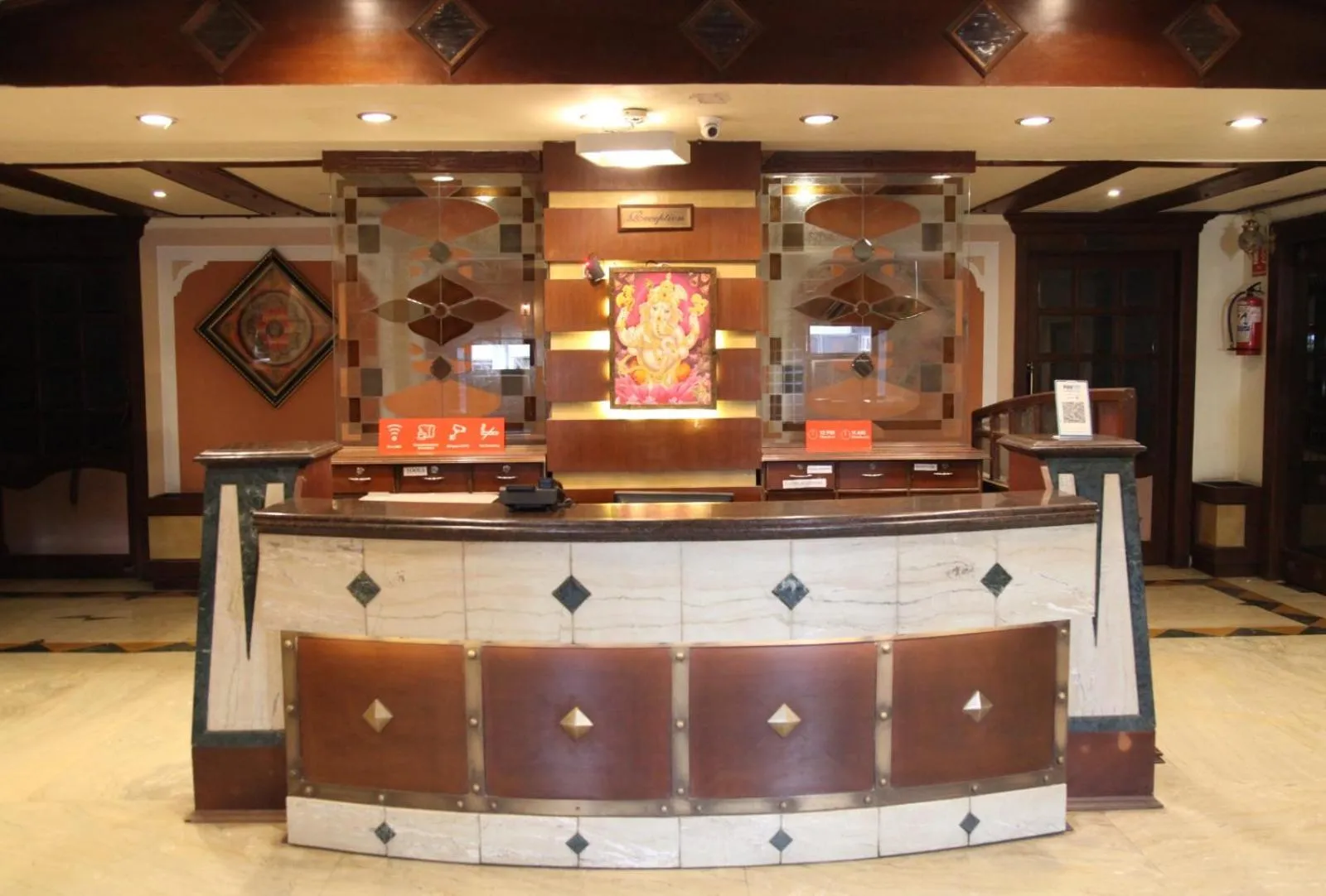 Facade/entrance in Hotel Metro Regency Meerut