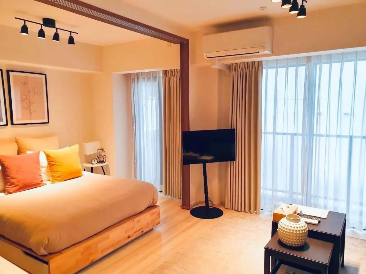 Bedroom, Bed in Section L Asakusa East