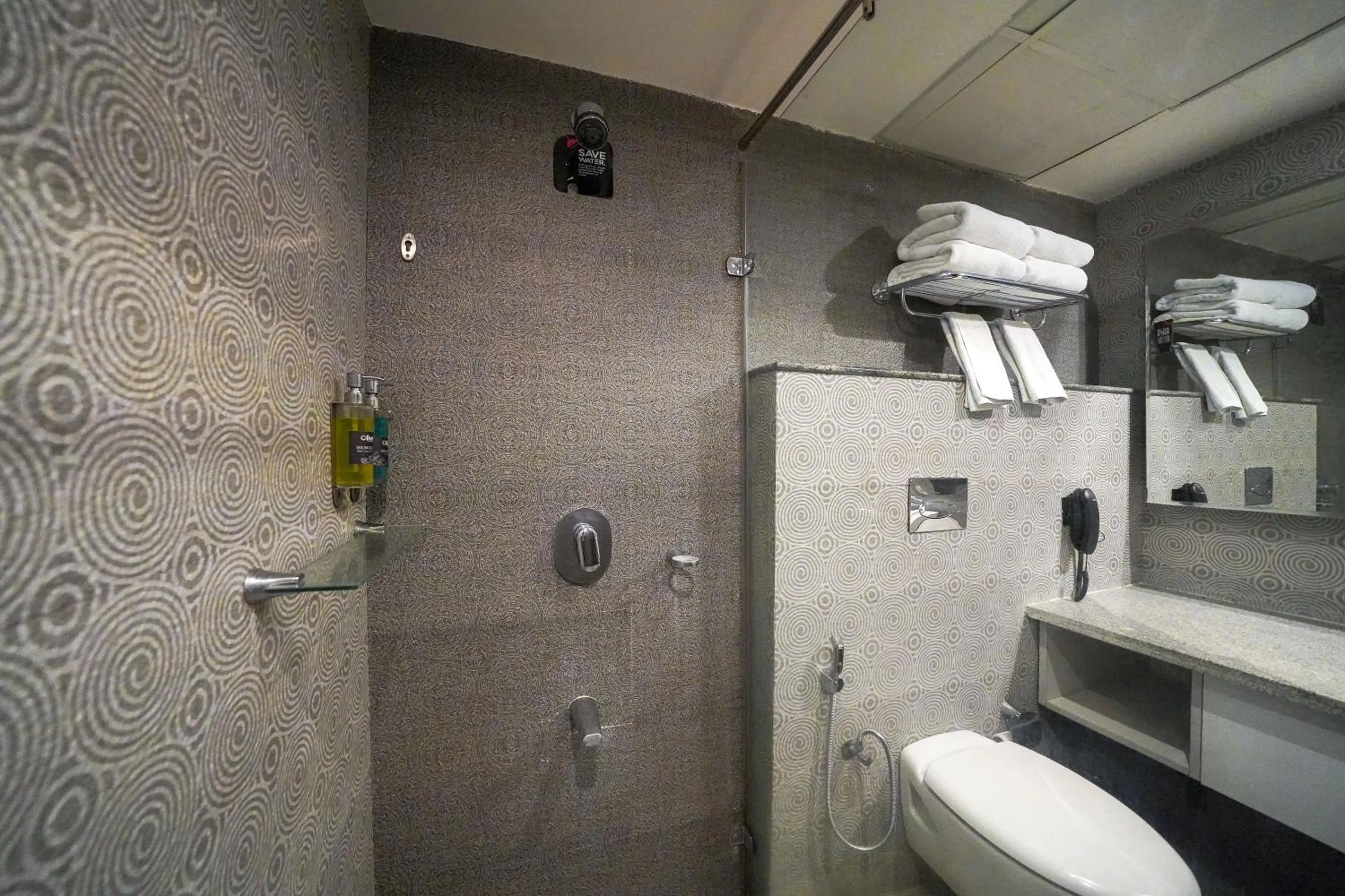 Shower in Olive Hotel MG Road Dunsvirk Inn by Embassy Group