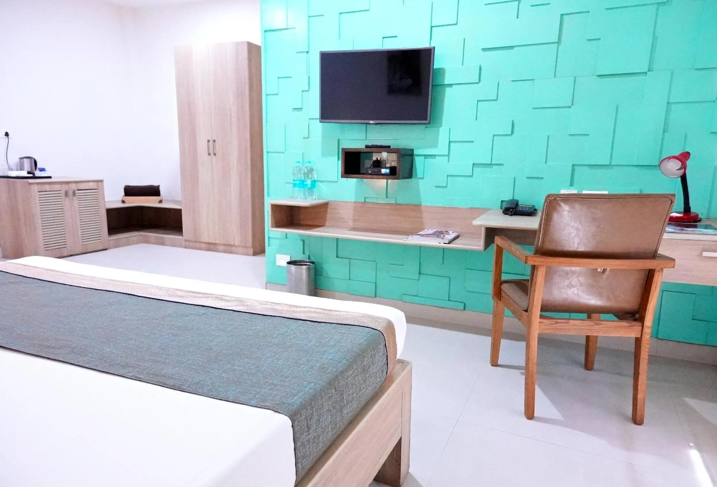 TV and multimedia in M Stays