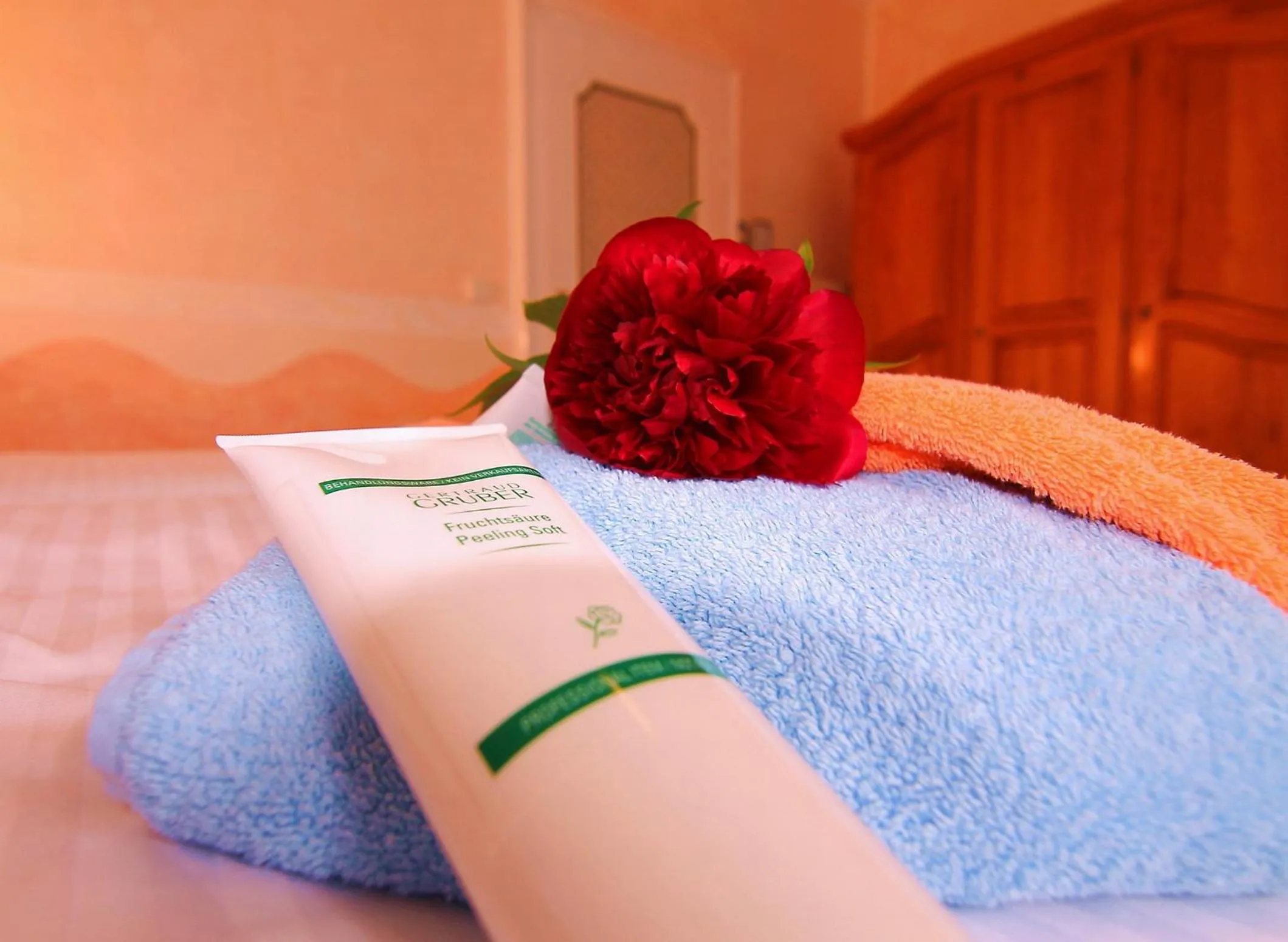 Decorative detail, Bed in Hotel Weingärtner