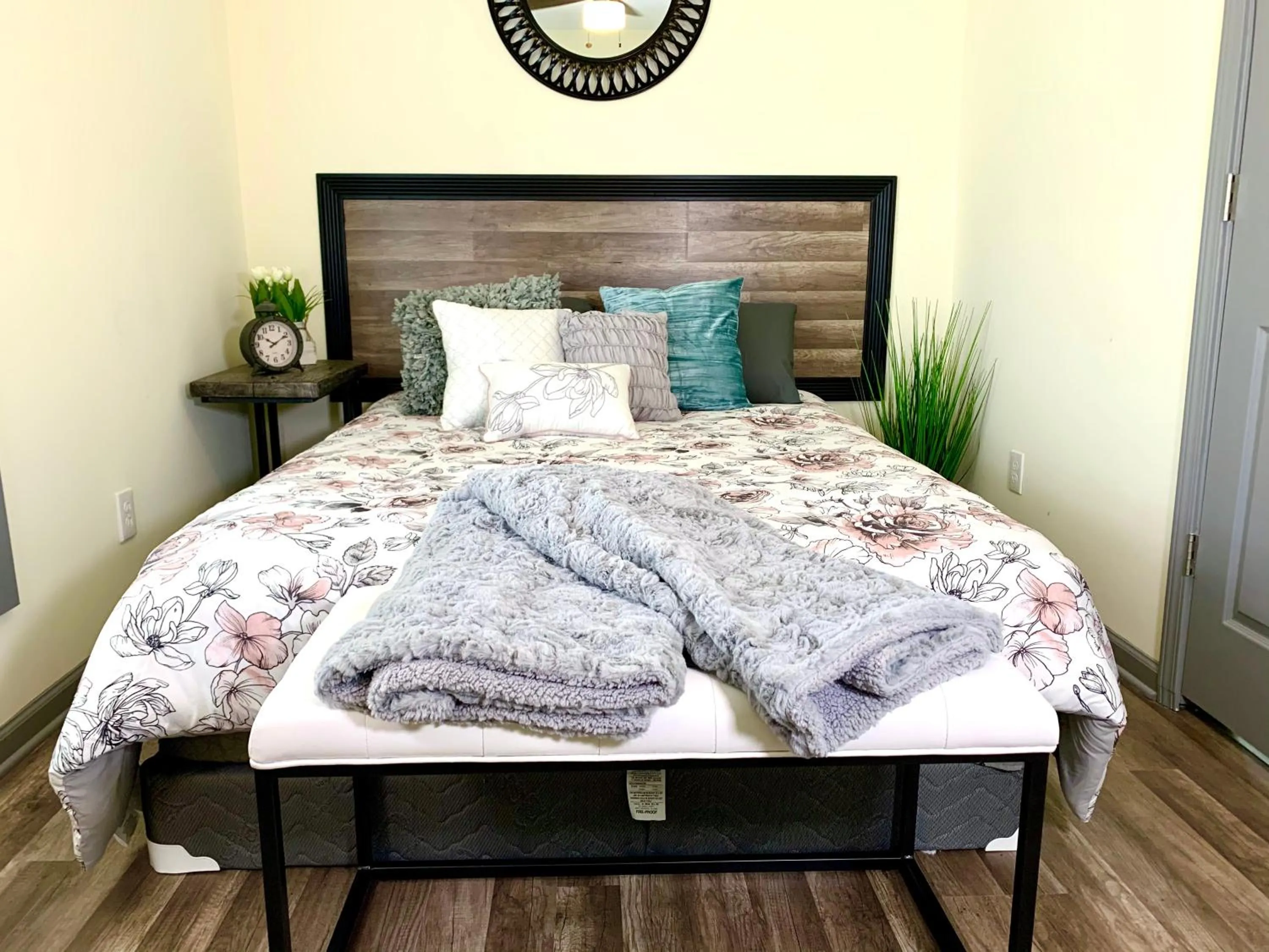 Bedroom, Bed in The Eastside Manor- With Private Yard & Free Parking, Minutes From Falls & Casino by Niagara Hospitality