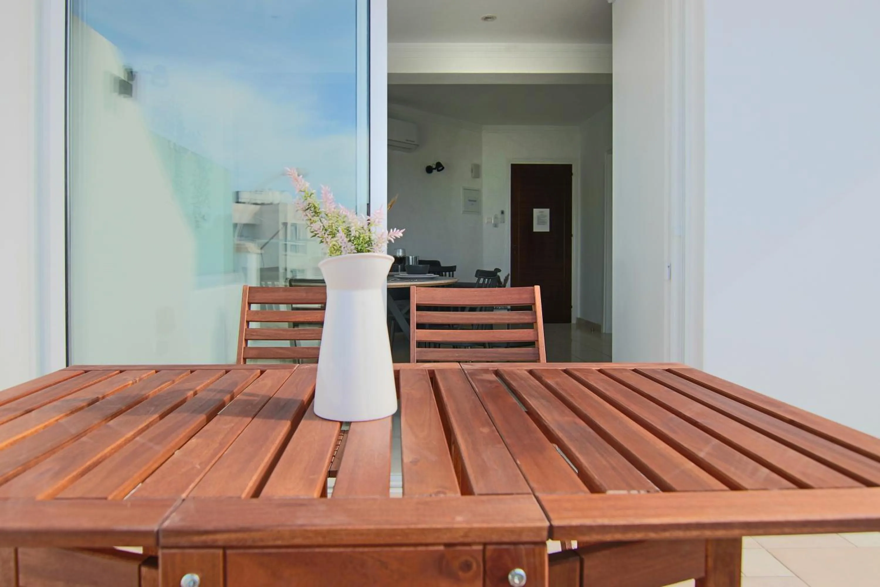 Patio in Phaedrus Living Seaside Junior Suite Lighthouse 63