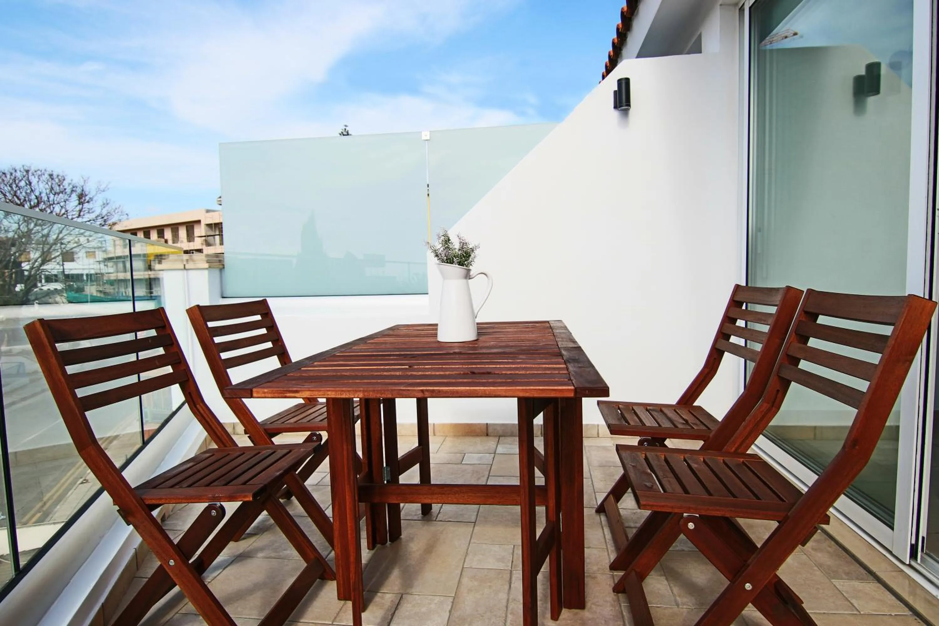 Patio in Phaedrus Living Seaside Junior Suite Lighthouse 63