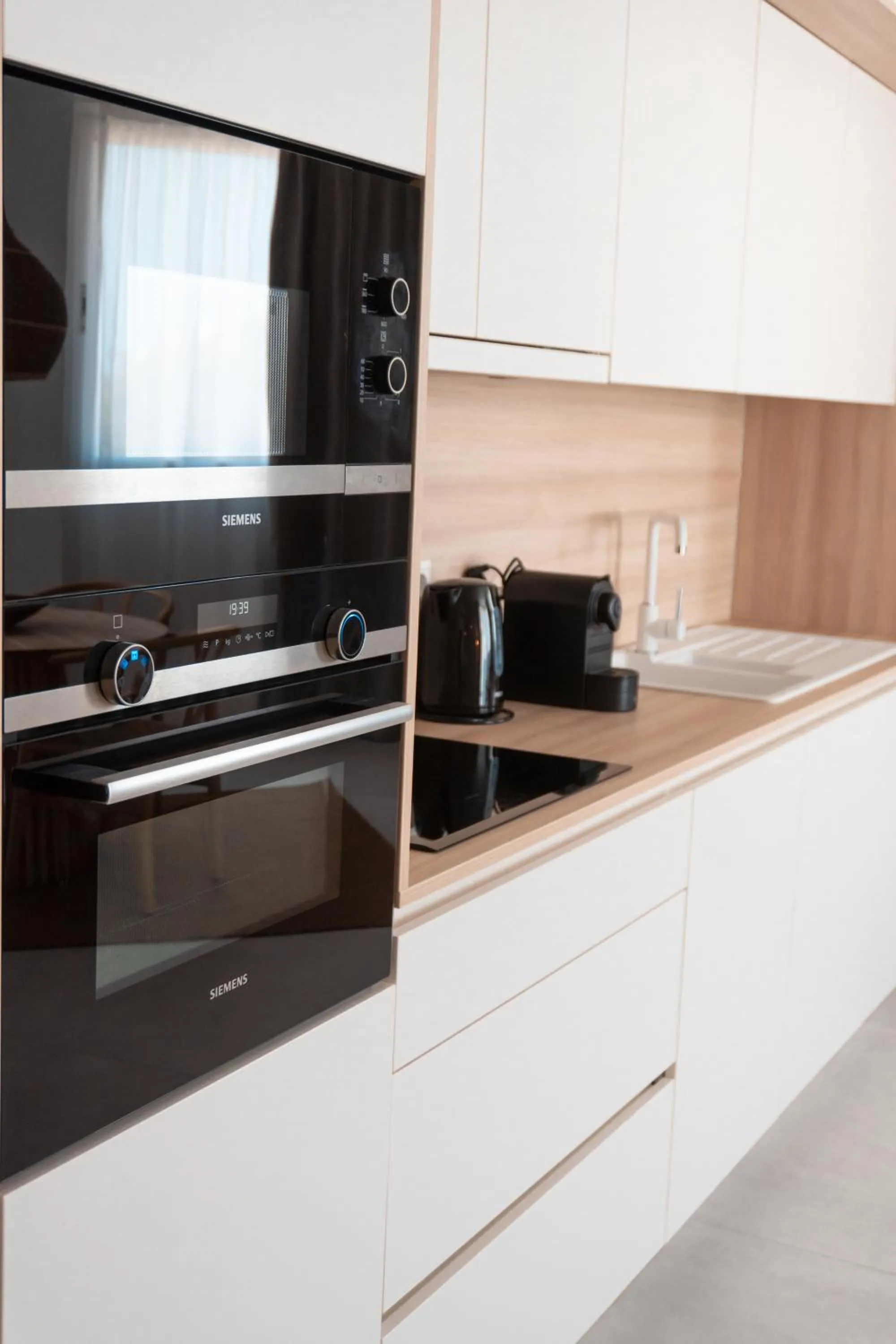 Portomar Apartments - 4-Star Superior Hotel