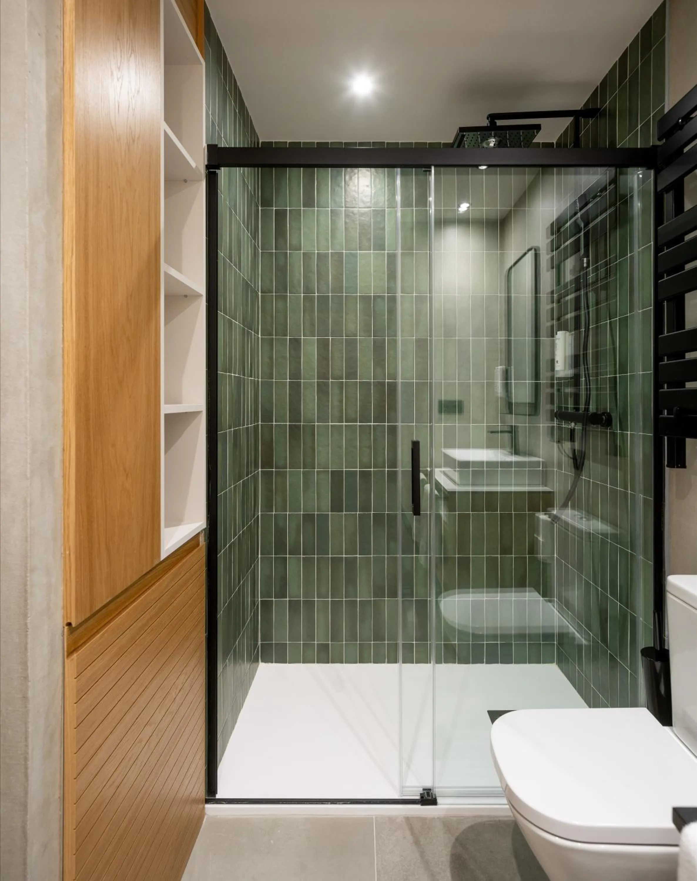 Bathroom in Líbere Bilbao Museo