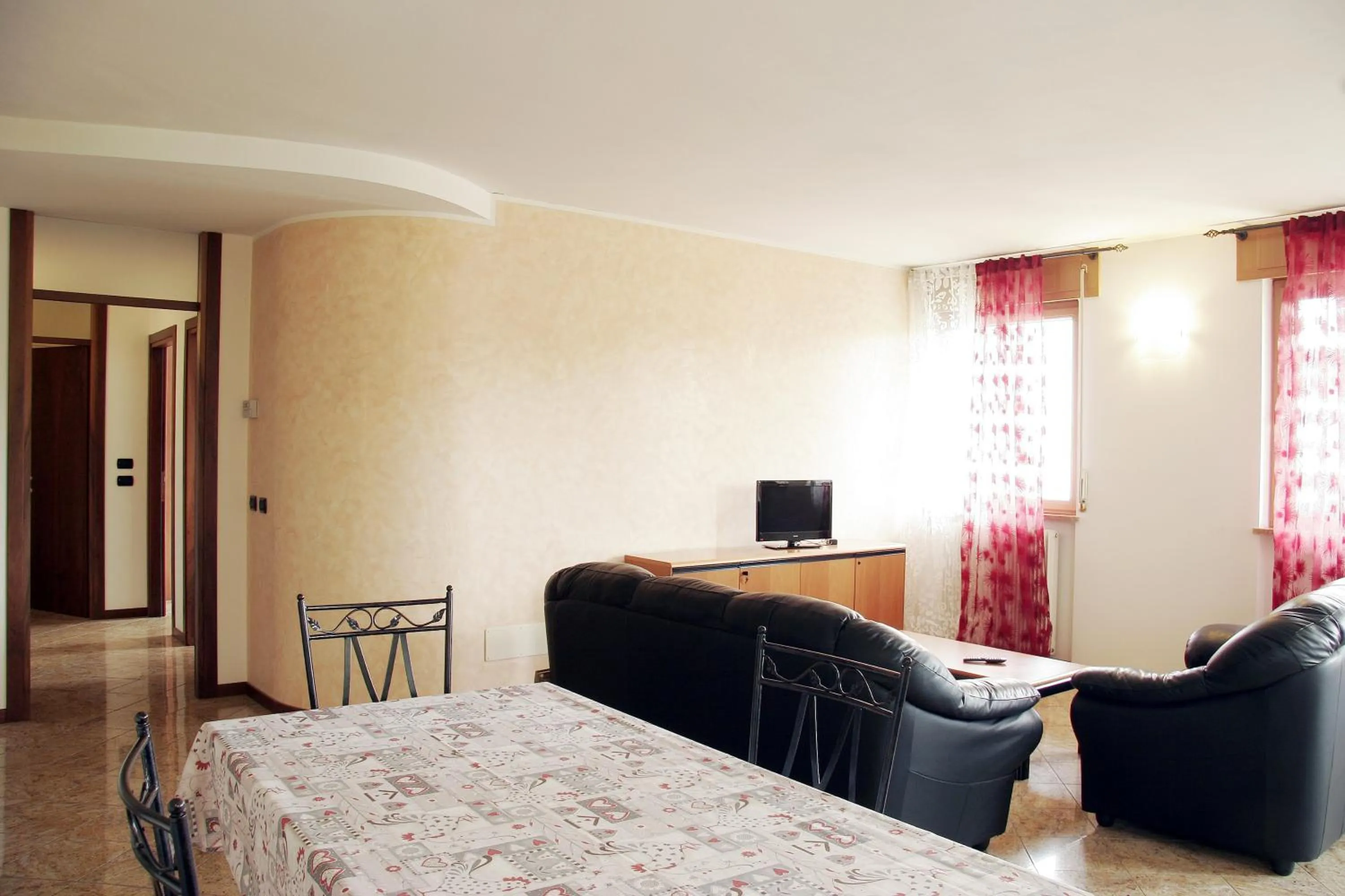 Living room, Bed in Bed&Wine