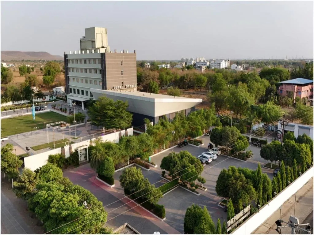 Property building in THE PRIME PARK