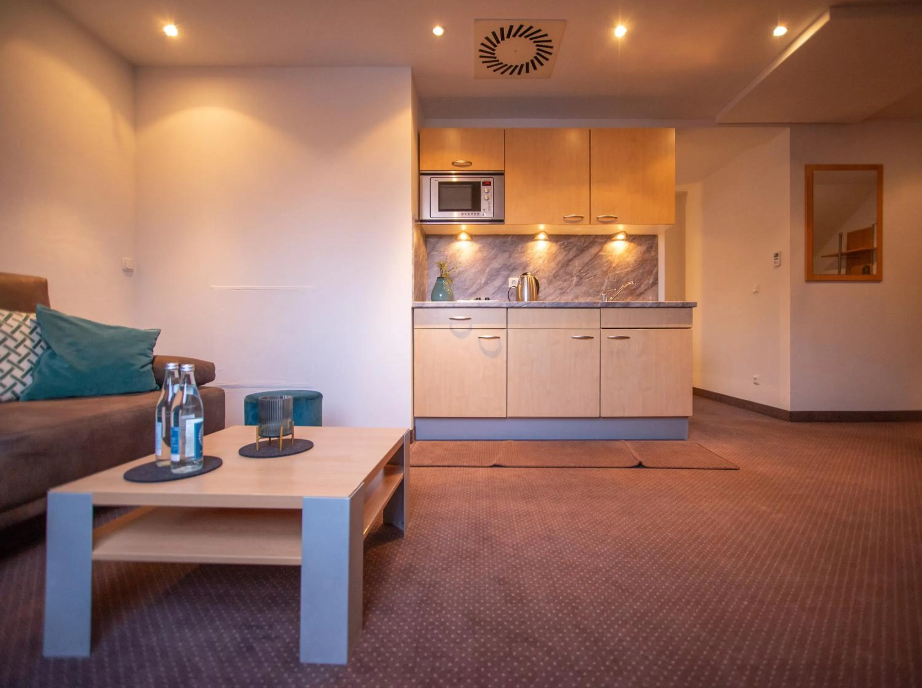 Kitchen or kitchenette in Hotel am Hachinger Bach by Blattl