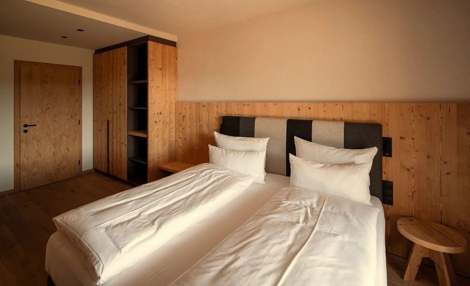 Bedroom, Bed in ADEA Lifestyle Suites Fieberbrunn