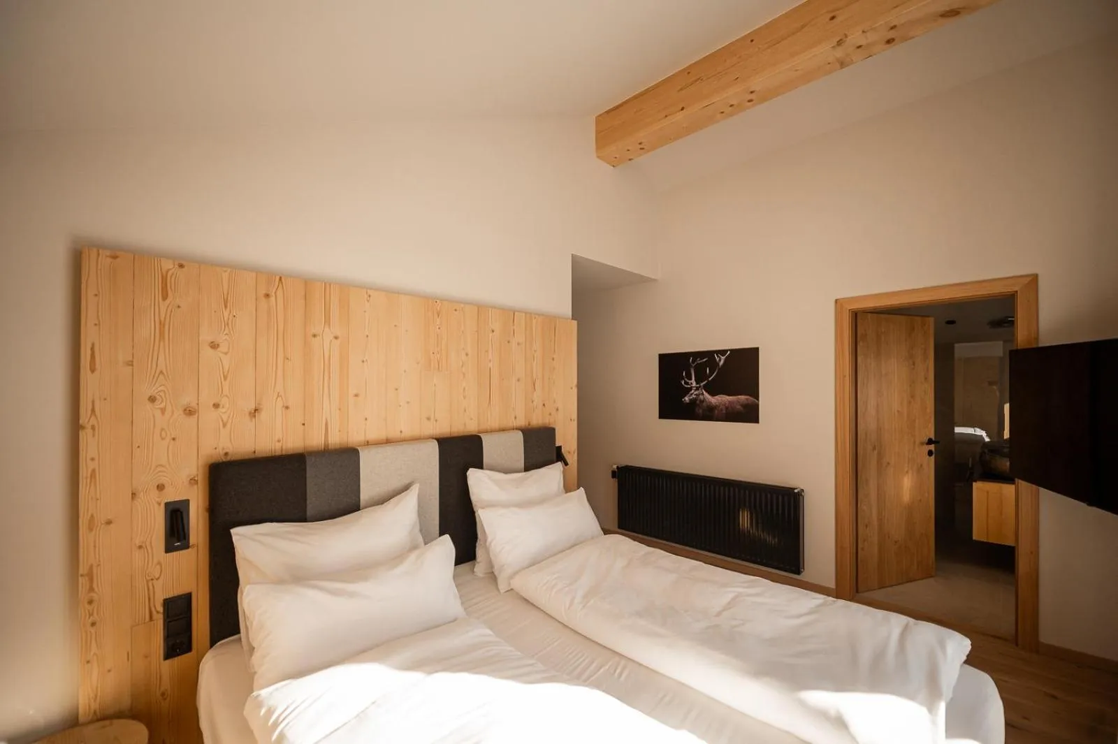 Bedroom, Bed in ADEA Lifestyle Suites Fieberbrunn