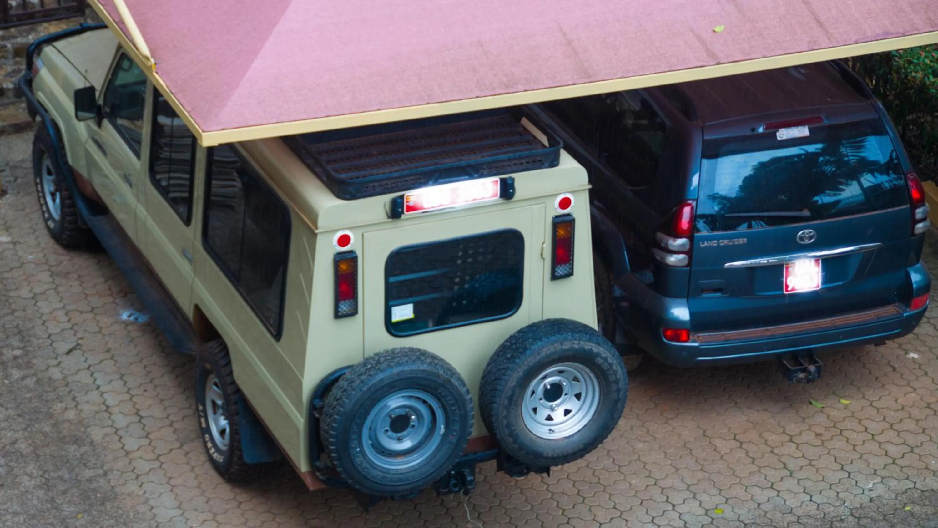 Property building in Bona Safari Villa Bunamwaya