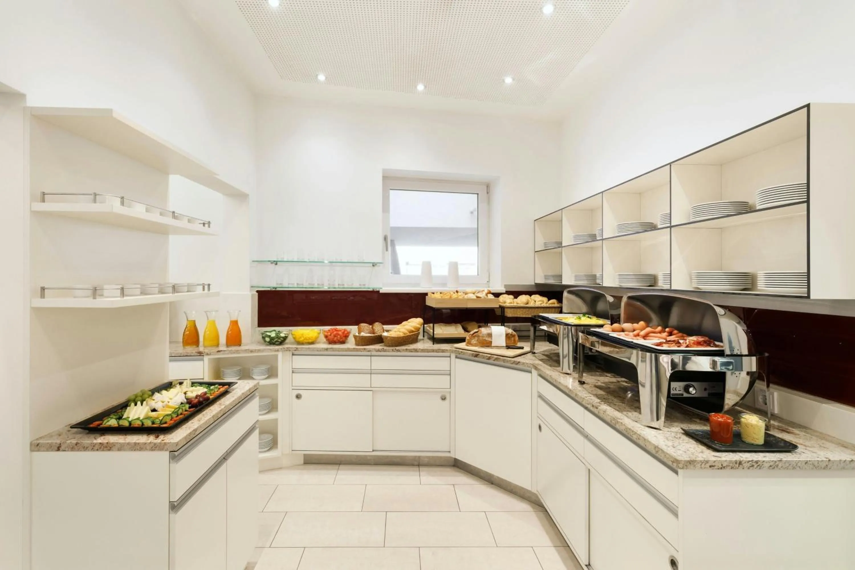 Breakfast in Four Points Flex by Sheraton Salzburg Messe