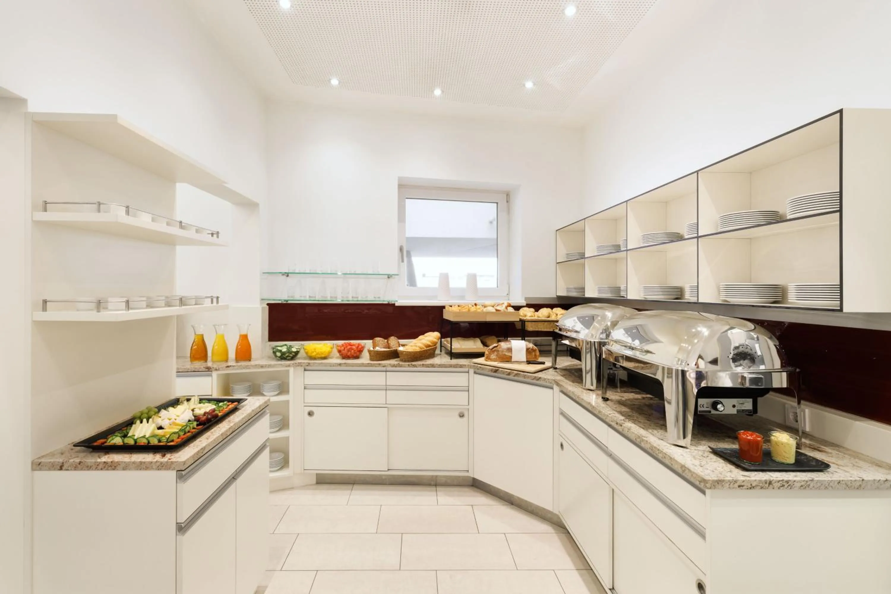 Food and drinks in Four Points Flex by Sheraton Salzburg Messe