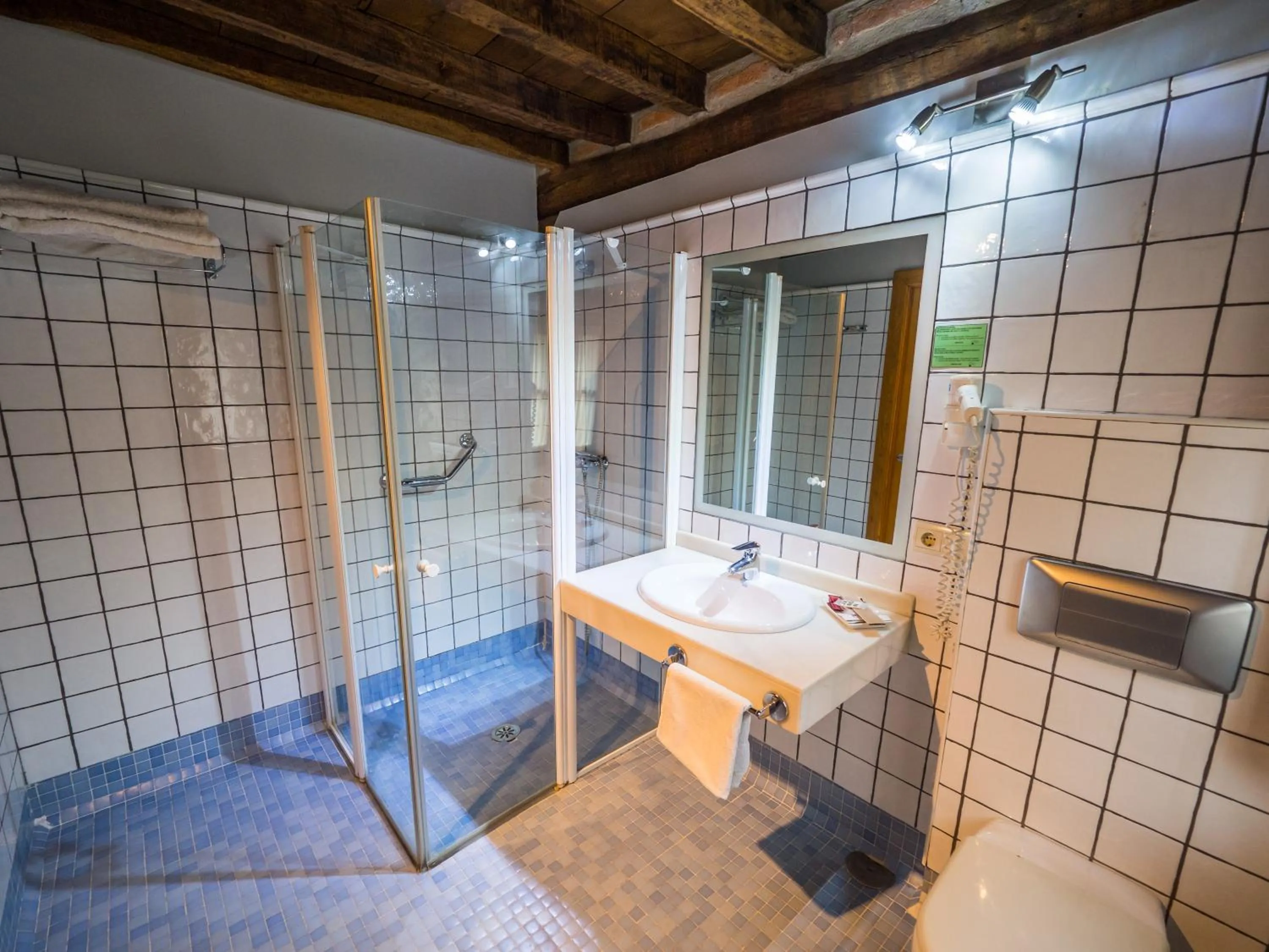 Bathroom in Posada La Robla