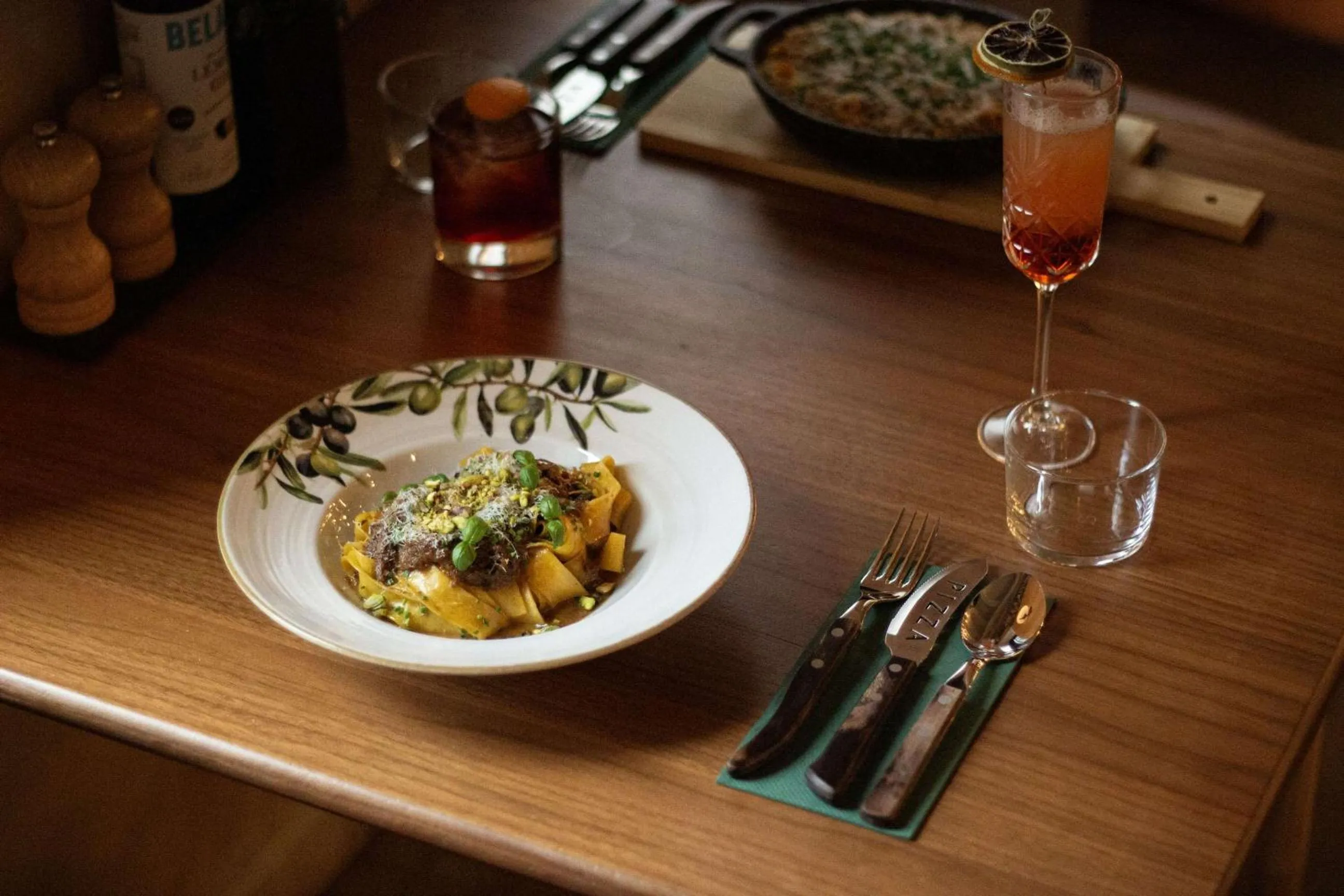 Restaurant/places to eat in Canopy by Hilton London City